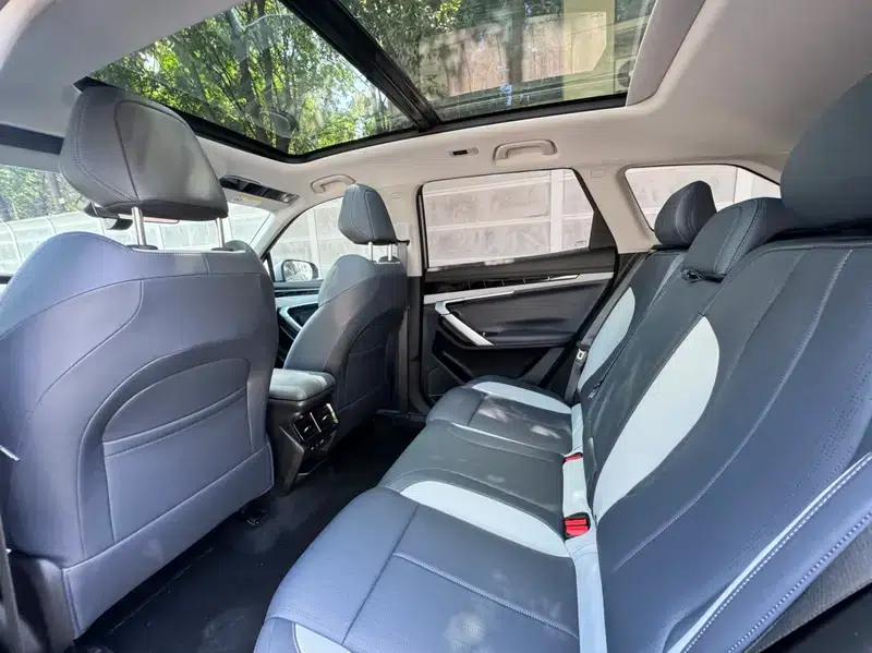 Geely Boyue L 2024 1.5TD DCT Premium Edition — миниатюра 17