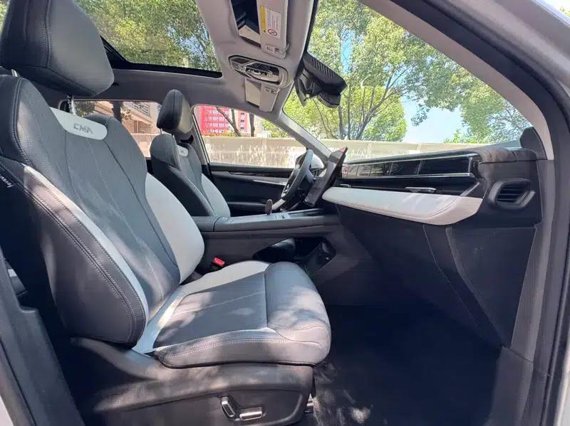 Geely Boyue L 2024 1.5TD DCT Premium Edition — миниатюра 20