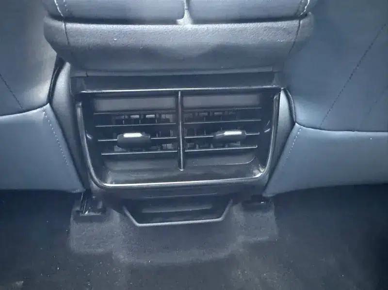 Geely Boyue L 2024 1.5TD DCT Premium Edition — миниатюра 8