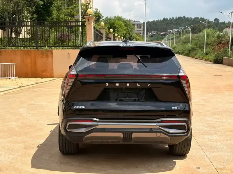 Geely Boyue L 2023 1.5TD DCT Premium Edition — миниатюра 5
