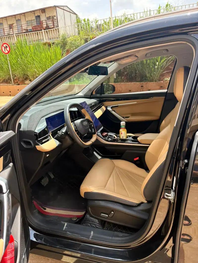 Geely Boyue L 2023 1.5TD DCT Premium Edition — миниатюра 10