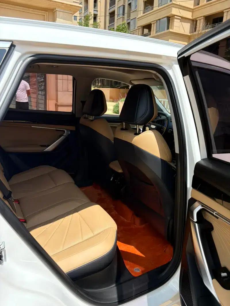 Geely Boyue L 2023 1.5TD DCT Luxury Edition — миниатюра 7