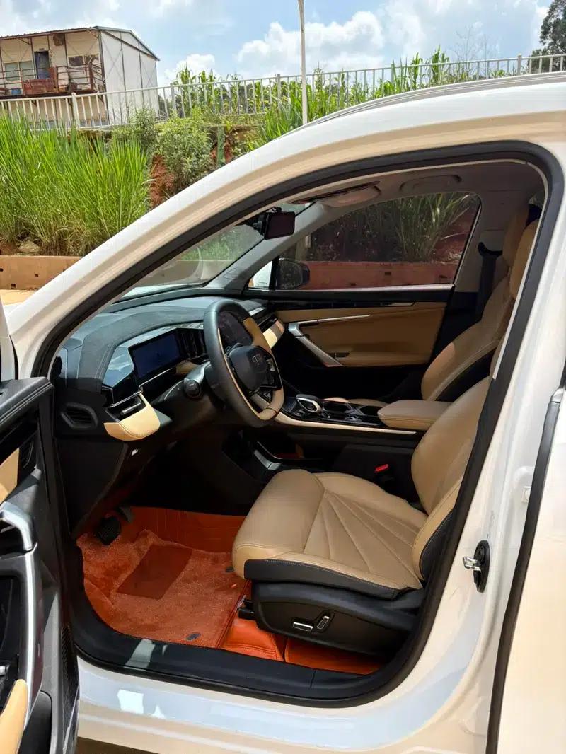Geely Boyue L 2023 1.5TD DCT Luxury Edition — миниатюра 9