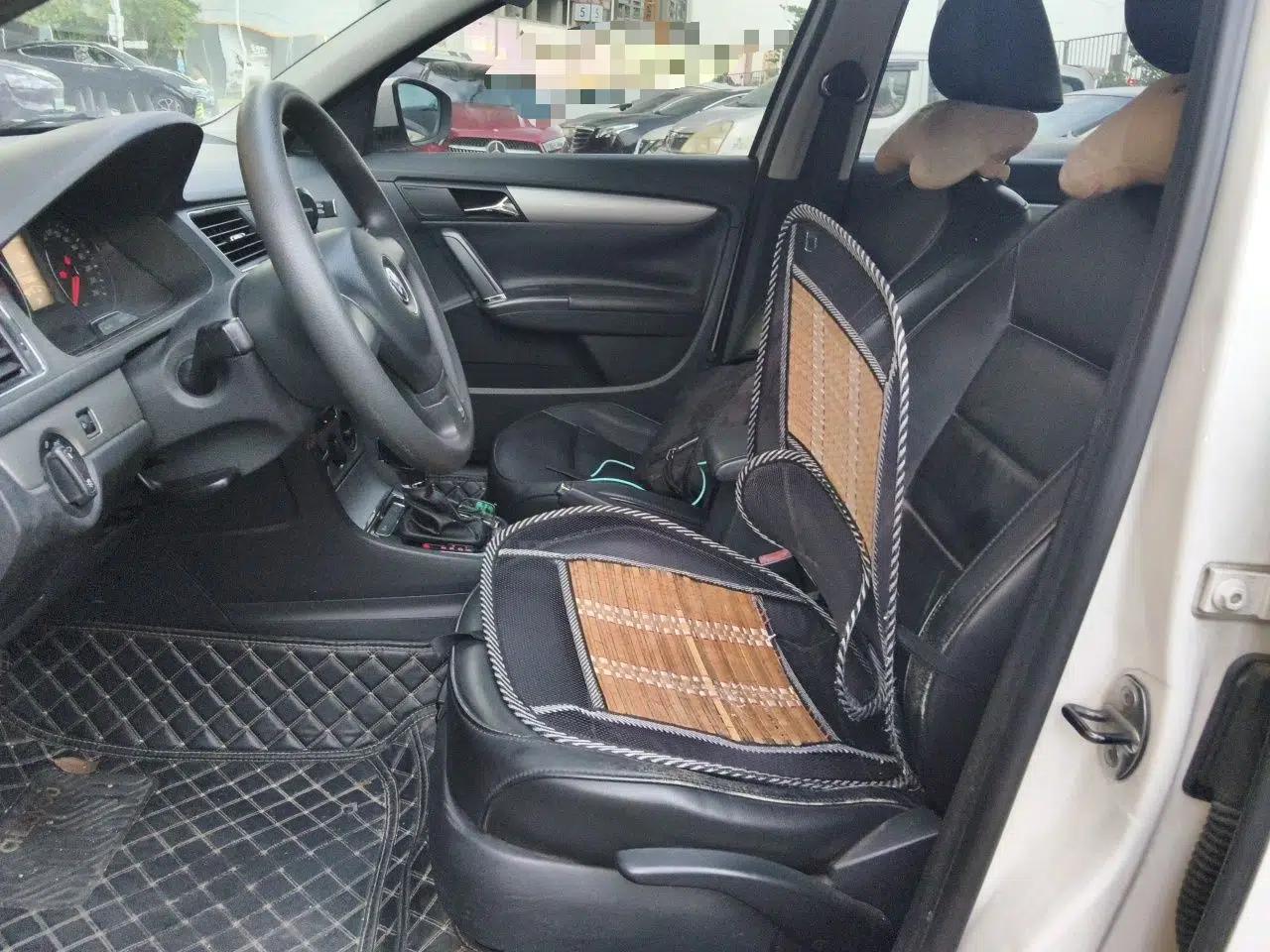 Volkswagen Lavida 2013 1.4TSI DSG Comfort Edition — миниатюра 15