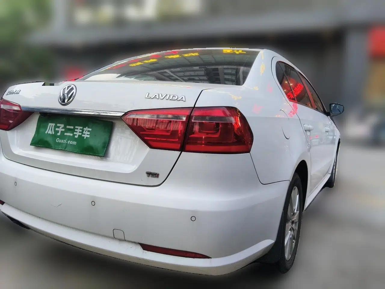Volkswagen Lavida 2013 1.4TSI DSG Comfort Edition — миниатюра 6