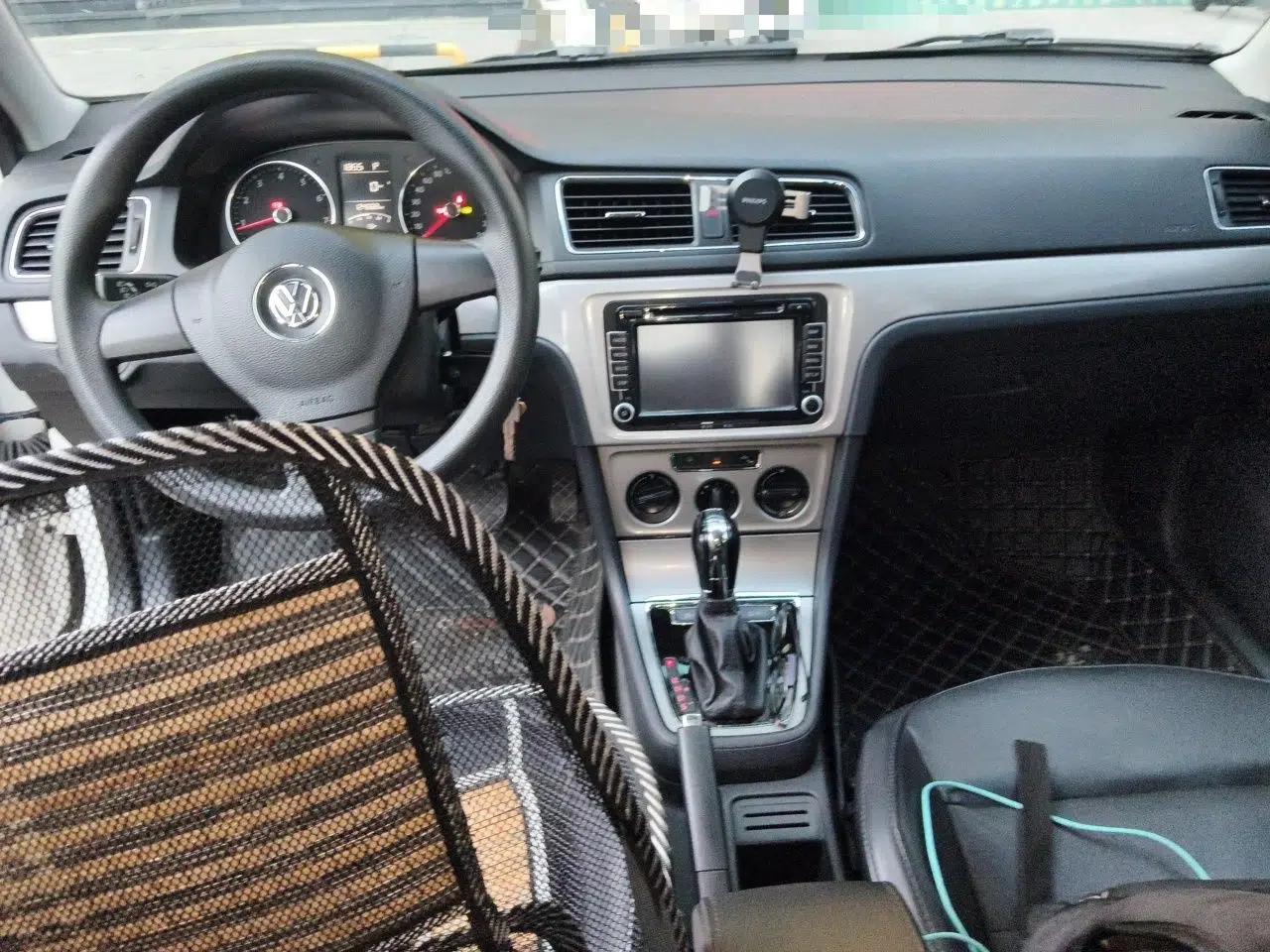 Volkswagen Lavida 2013 1.4TSI DSG Comfort Edition — миниатюра 9