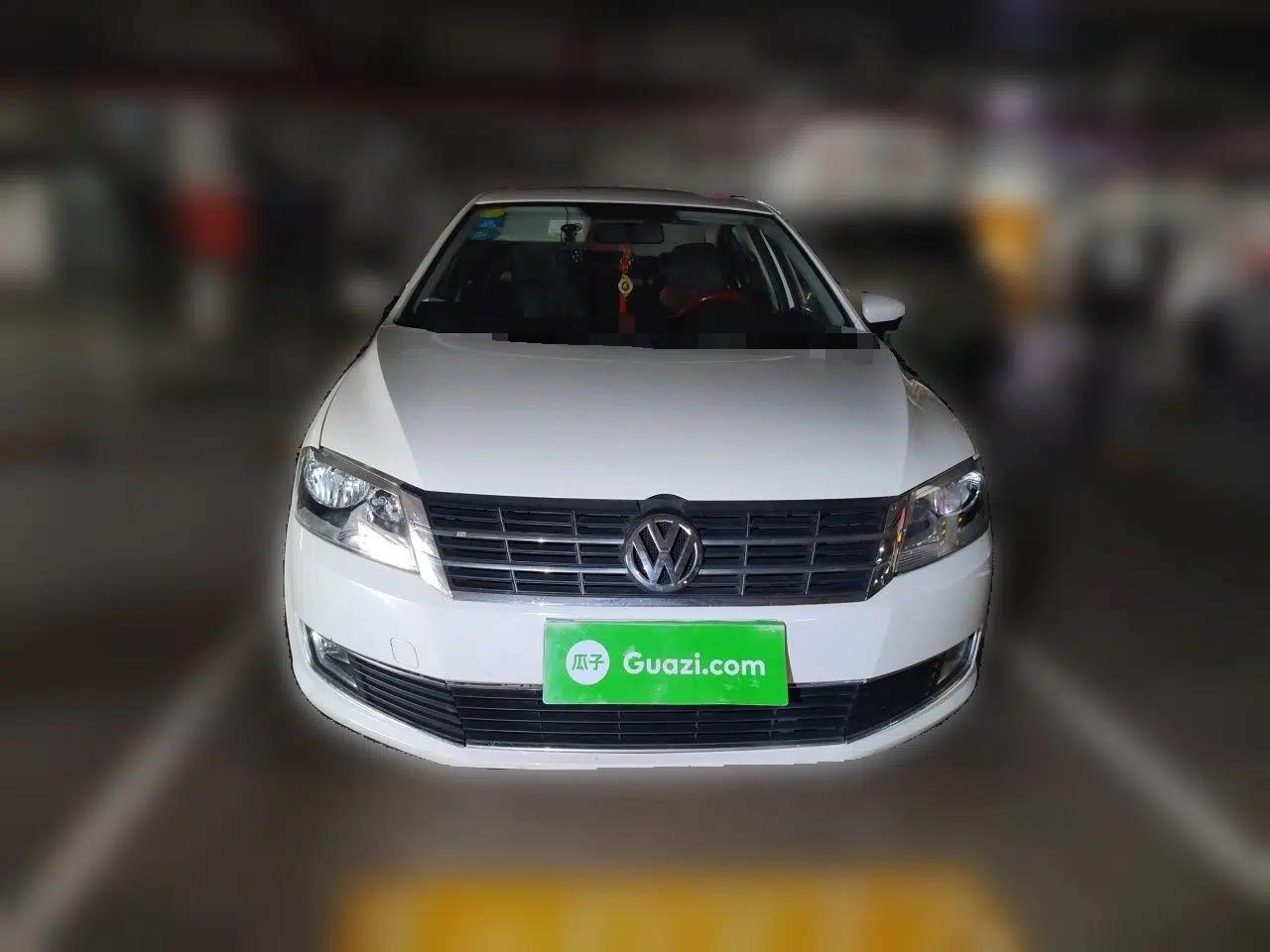 Volkswagen Lavida 2013 Restyled Classic 1.6L Manual Comfort Edition — миниатюра 2