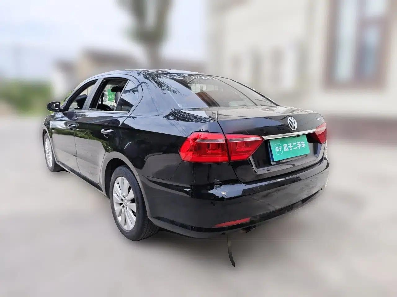 Volkswagen Lavida 2013 Restyled Classic 1.6L Manual Comfort Edition — миниатюра 4
