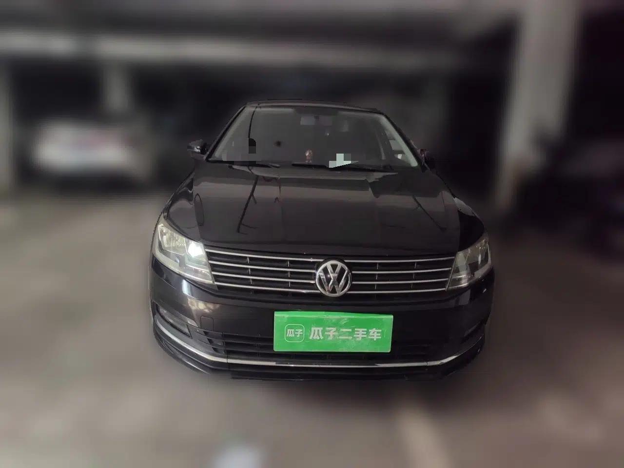 Volkswagen Lavida 2015 1.6L Automatic Comfort Edition — миниатюра 2