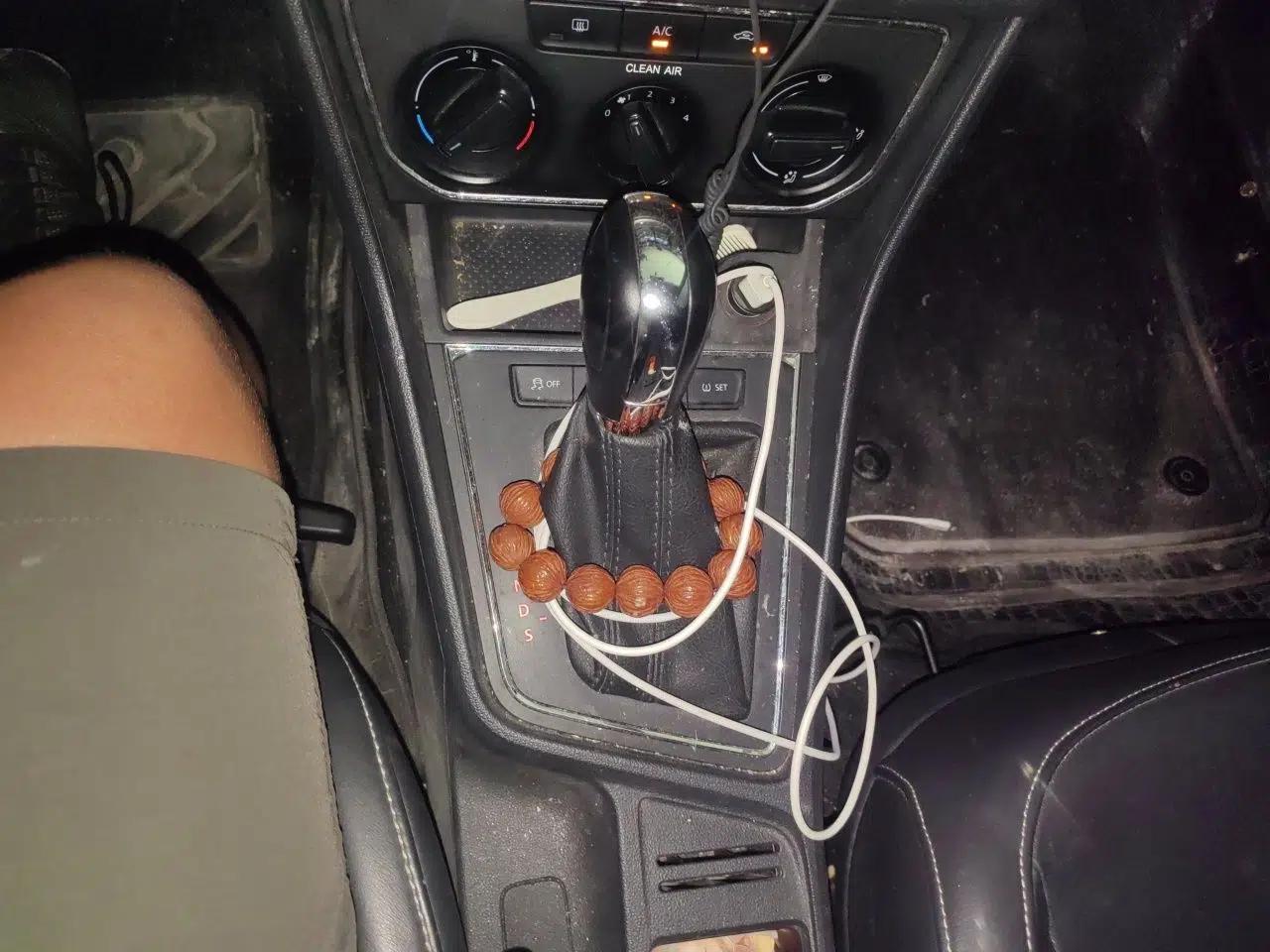 Volkswagen Lavida 2015 1.6L Automatic Comfort Edition — миниатюра 14
