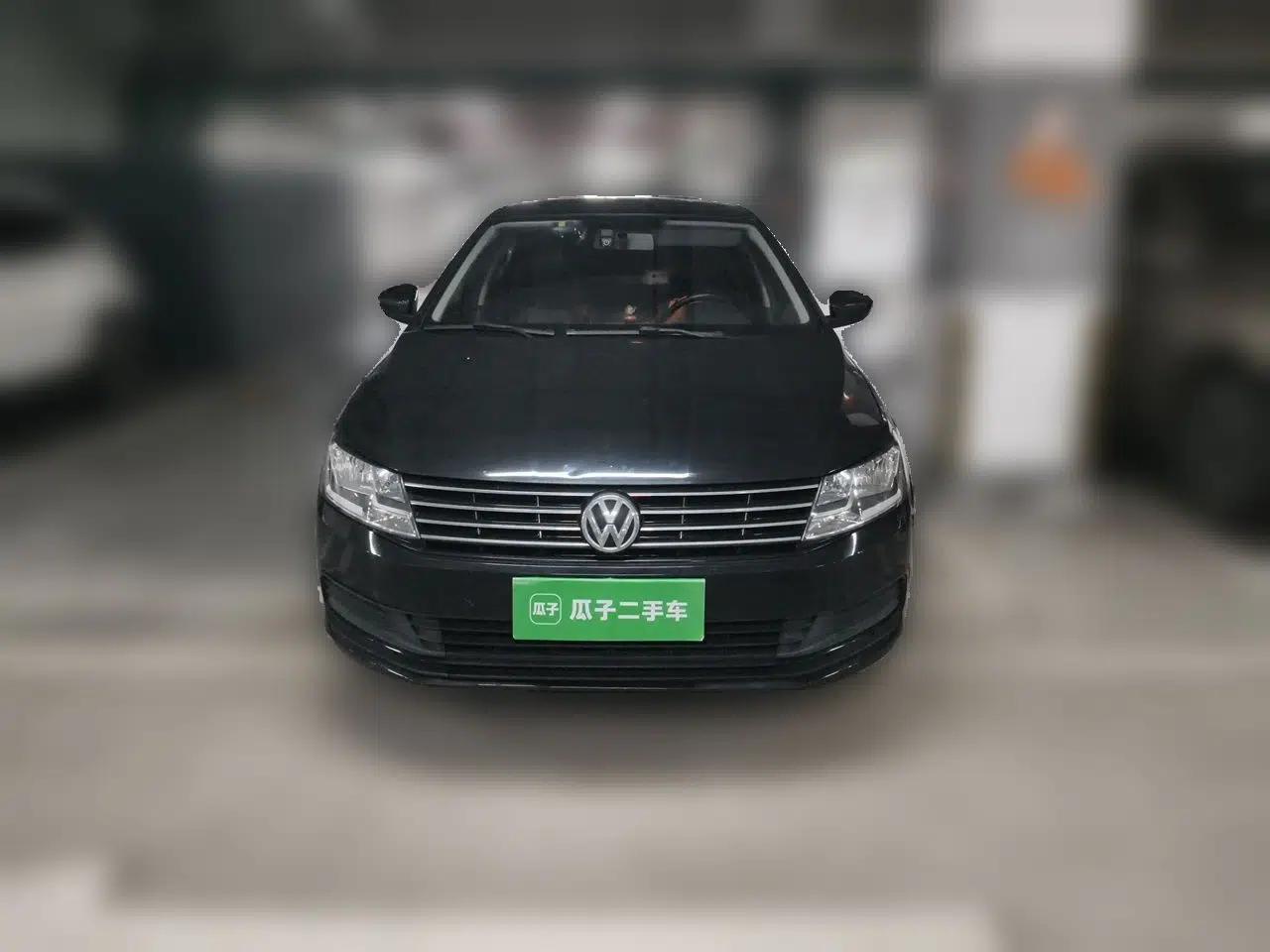 Volkswagen Lavida 2015 1.6L Automatic Fashion Edition — миниатюра 2