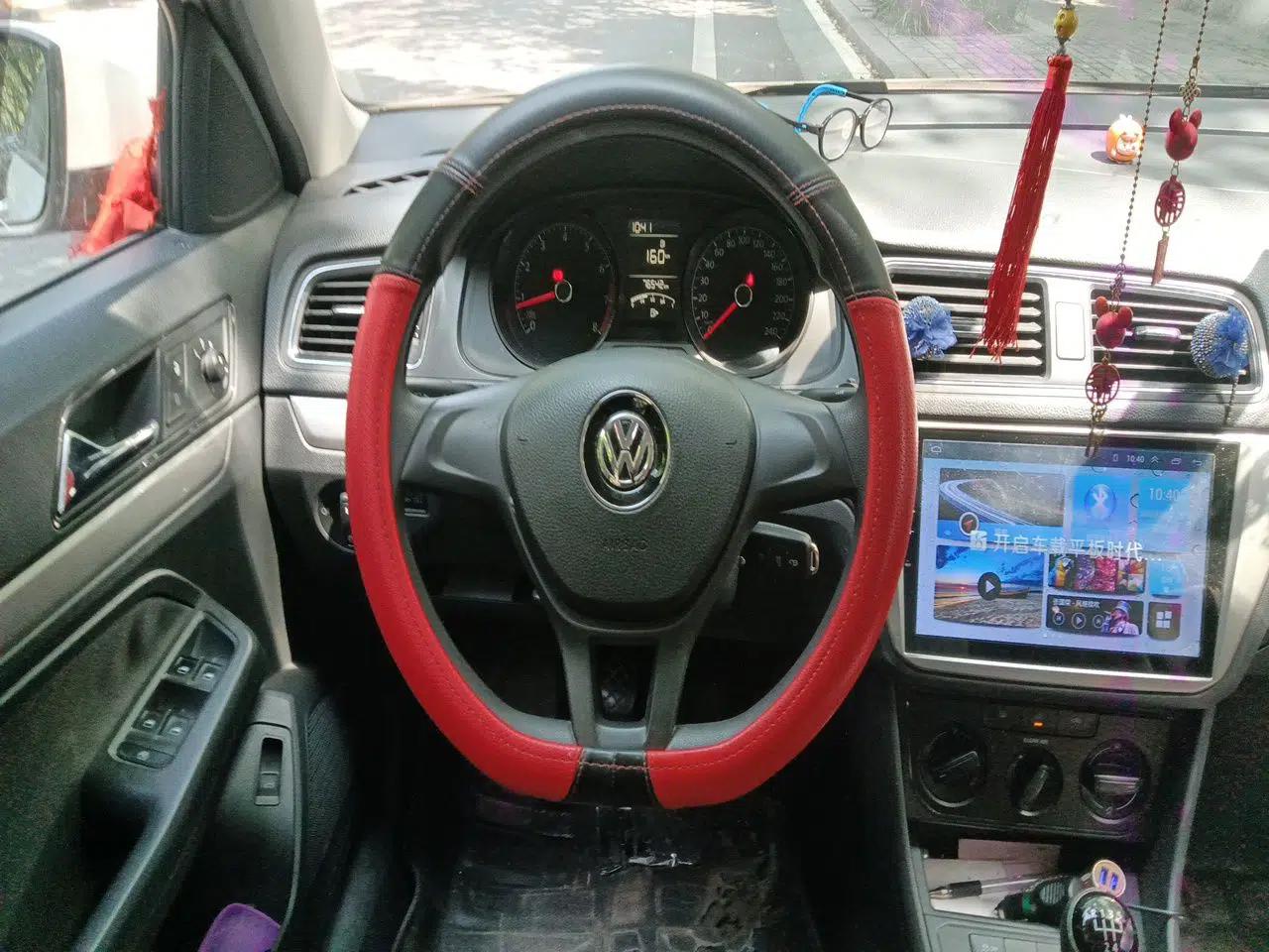 Volkswagen Lavida 2015 1.6L Manual Fashion Edition — миниатюра 7