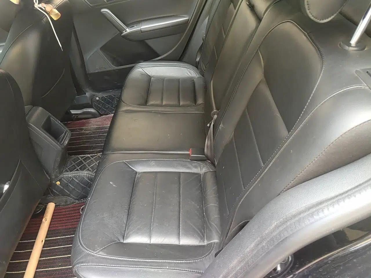 Volkswagen Lavida 2013 Restyled Classic 1.6L Manual Comfort Edition — миниатюра 17