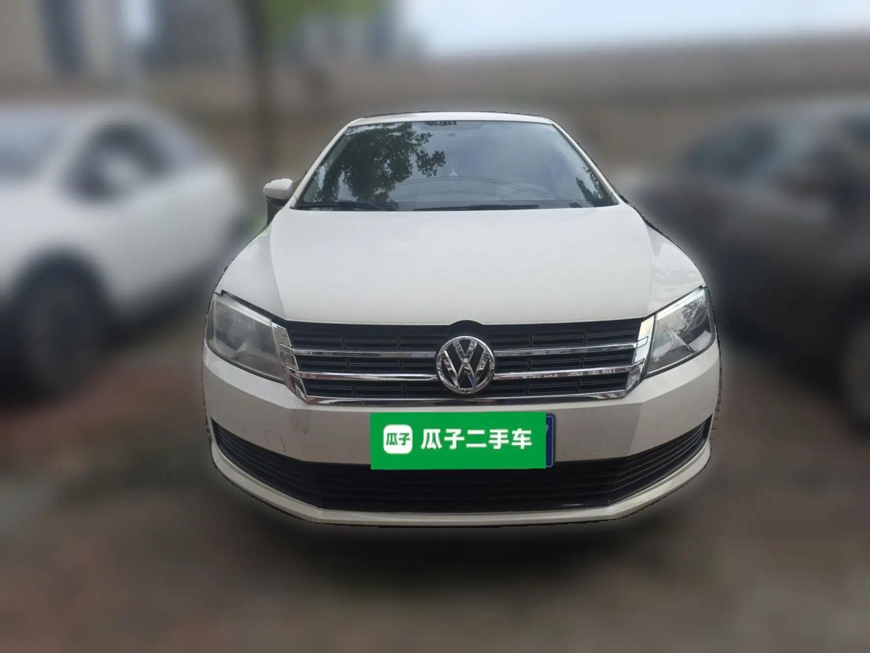Volkswagen Lavida 2013 Revised Classic 1.6L Manual Fashion Edition — миниатюра 2