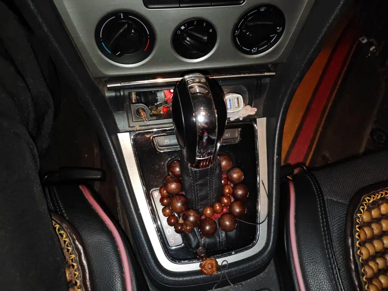 Volkswagen Lavida 2013 1.4TSI DSG Comfort Edition — миниатюра 14