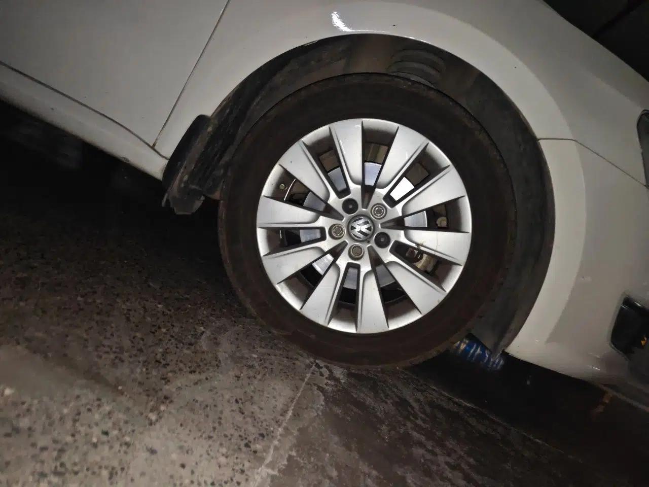 Volkswagen Lavida 2013 1.4TSI DSG Comfort Edition — миниатюра 8