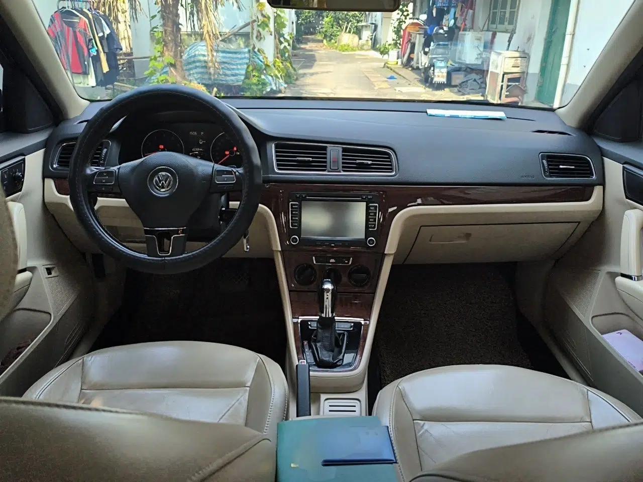 Volkswagen Lavida 2013 Revised Version 1.4 TSI DSG Comfort Edition — миниатюра 9