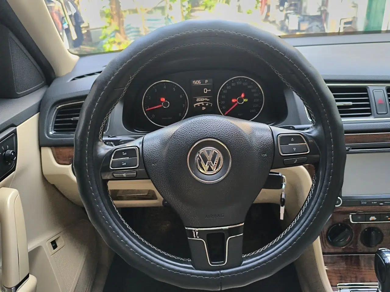 Volkswagen Lavida 2013 Revised Version 1.4 TSI DSG Comfort Edition — миниатюра 10
