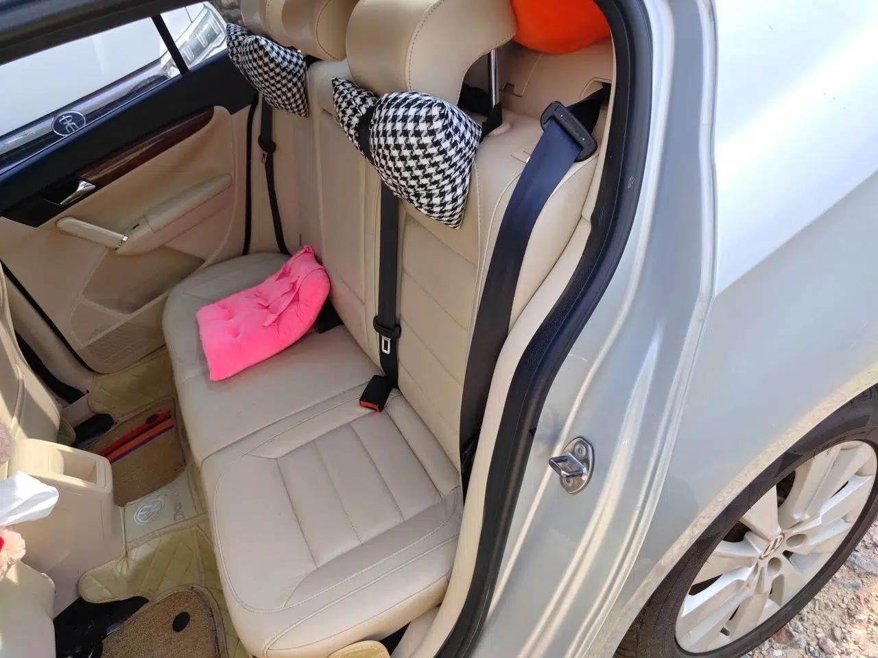 Volkswagen Lavida 2013 Revised Version 1.4 TSI Manual Comfort Edition — миниатюра 17