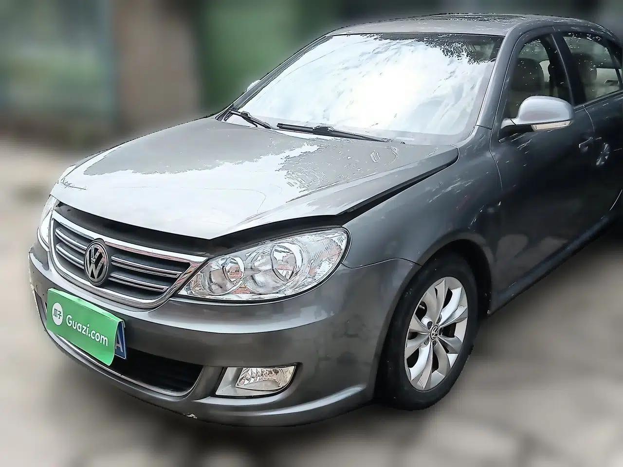 Volkswagen Lavida 2011 1.6L Automatic Pinxuan Edition — миниатюра 1