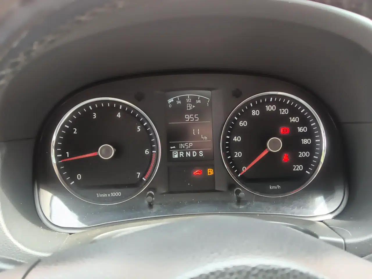 Volkswagen Lavida 2011 1.6L Automatic Pinxuan Edition — миниатюра 11