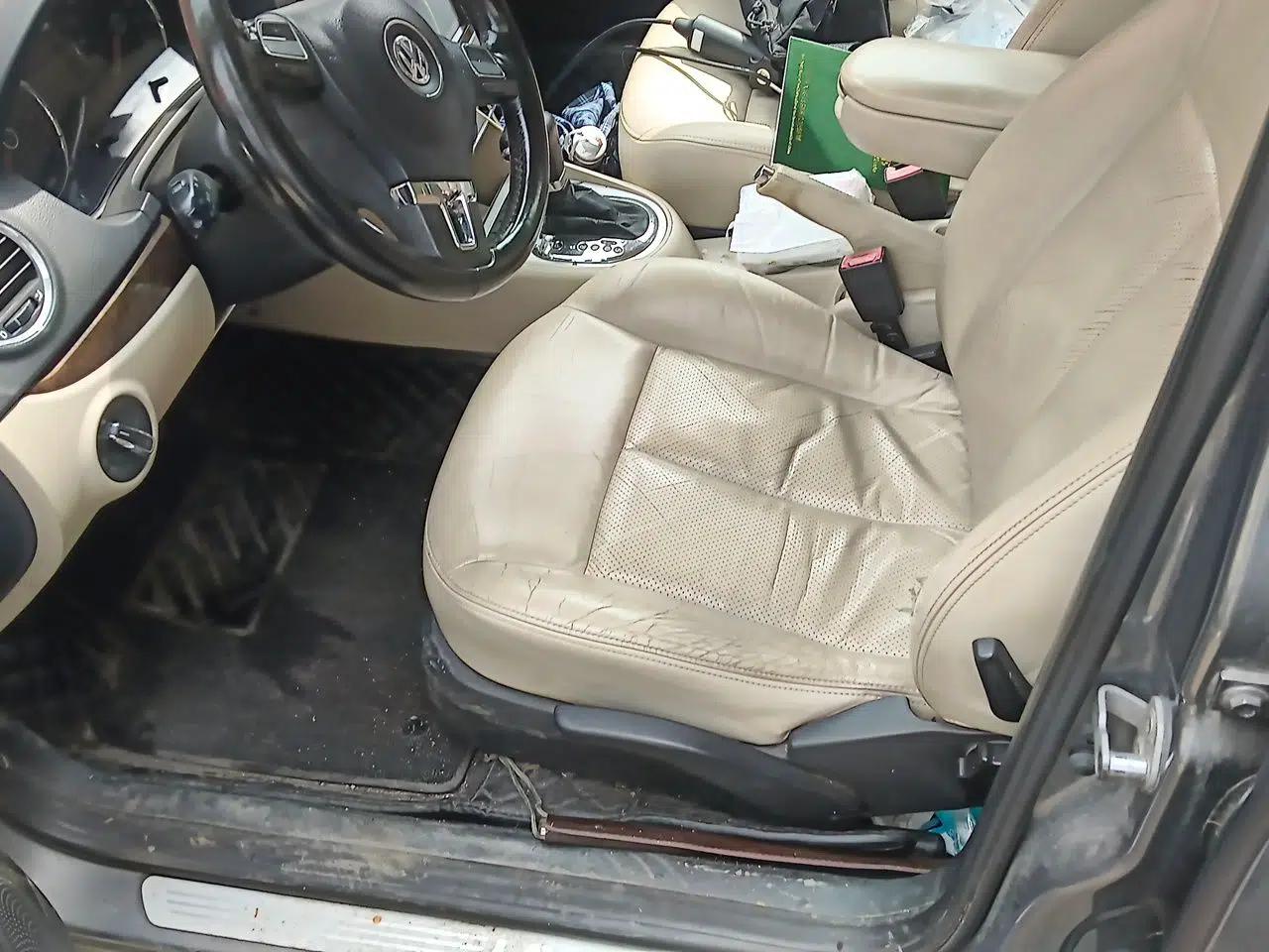 Volkswagen Lavida 2011 1.6L Automatic Pinxuan Edition — миниатюра 15