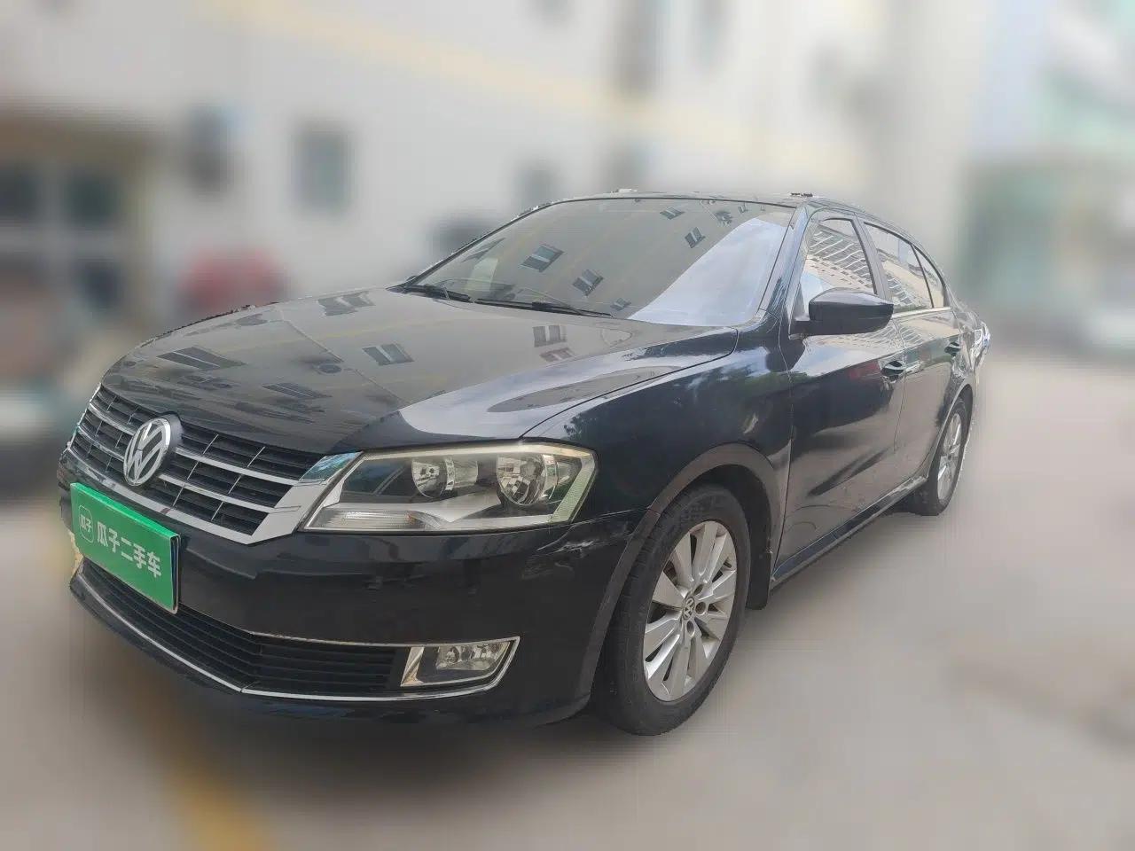 Volkswagen Lavida 2013 1.4TSI Manual Comfort Edition — миниатюра 1