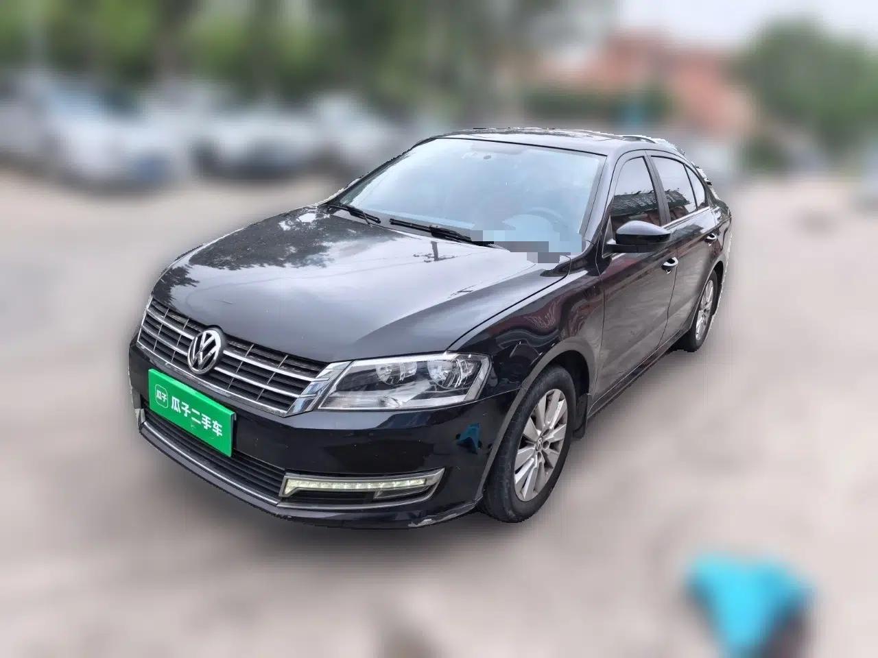 Volkswagen Lavida 2013 1.6L Automatic Comfort Edition — миниатюра 1
