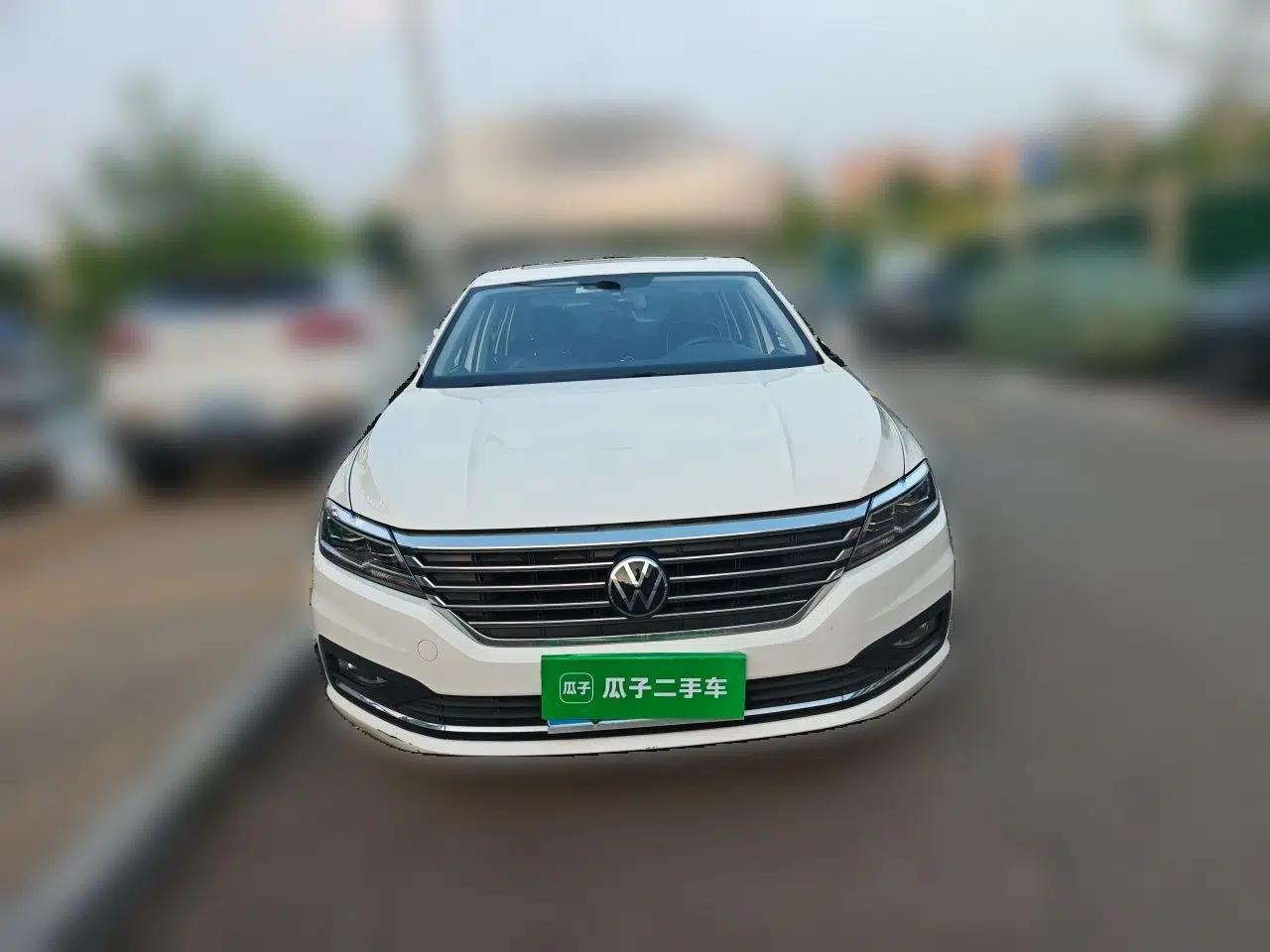 Volkswagen Lavida 2022 1.5L Automatic Comfort Edition — миниатюра 2