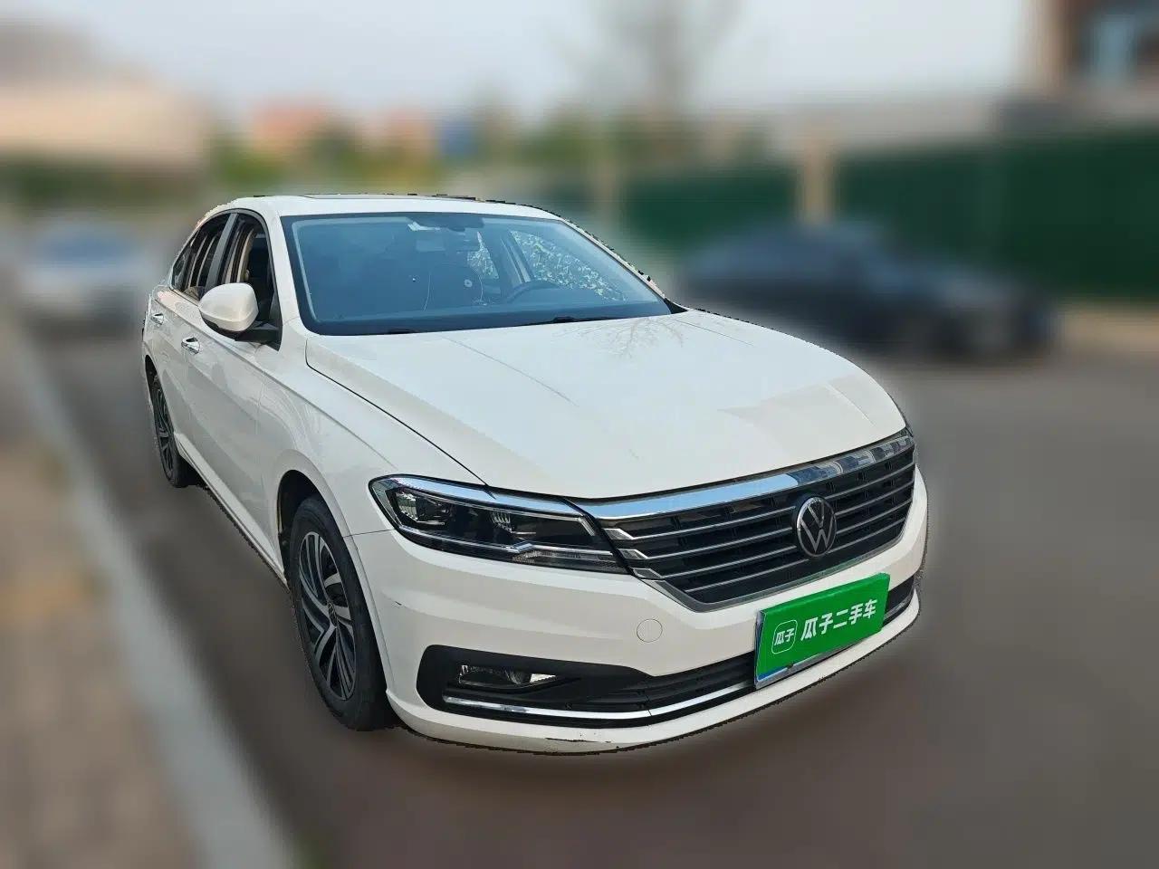 Volkswagen Lavida 2022 1.5L Automatic Comfort Edition — миниатюра 3