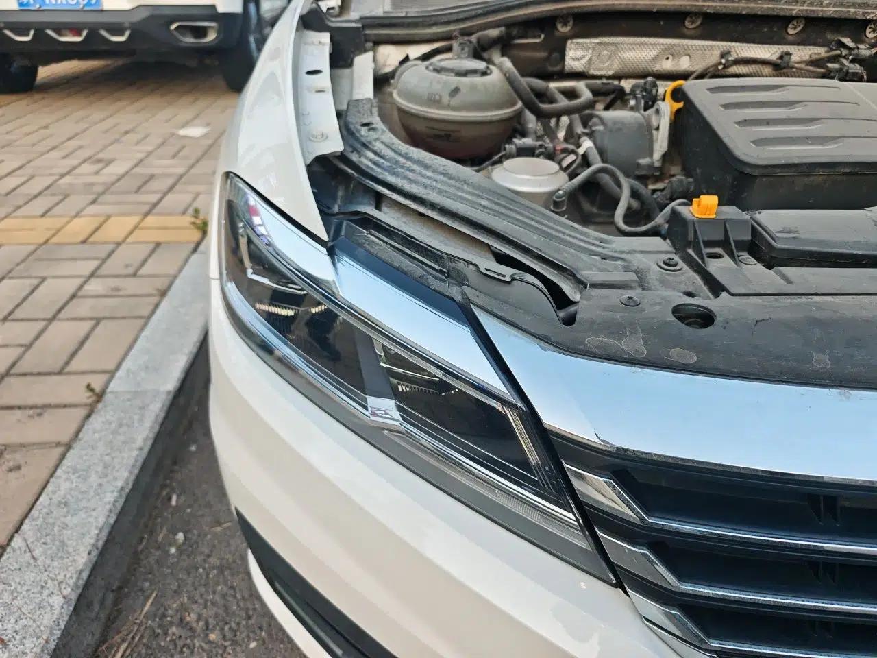 Volkswagen Lavida 2022 1.5L Automatic Comfort Edition — миниатюра 7