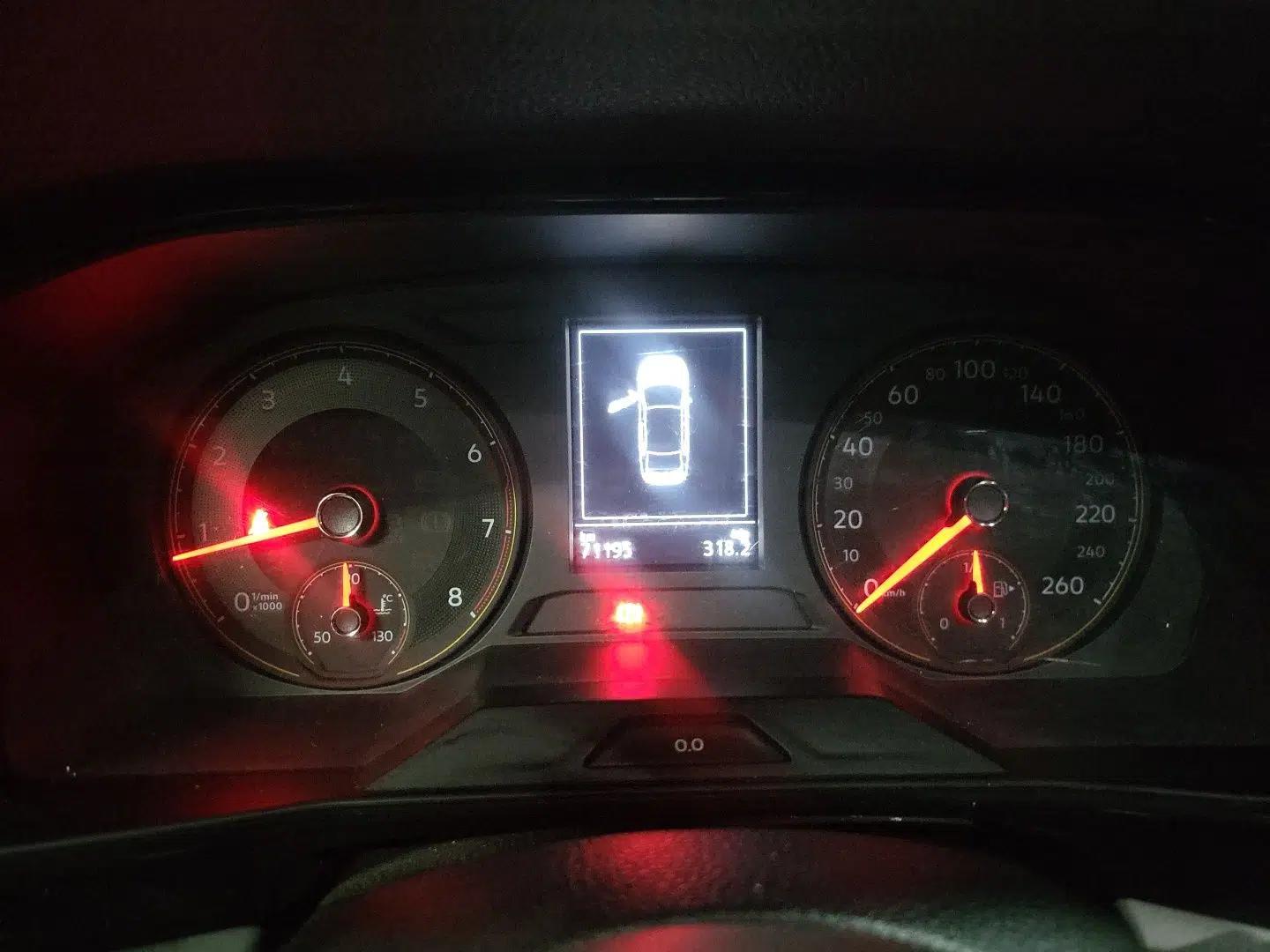 Volkswagen Lavida 2019 1.5L Manual Comfort Edition China VI Standard — миниатюра 11