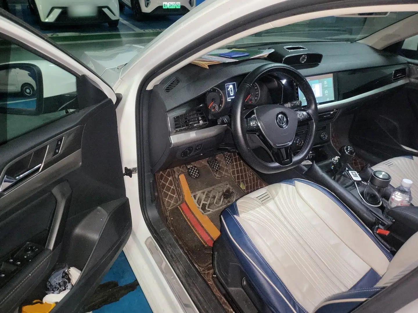Volkswagen Lavida 2019 1.5L Manual Comfort Edition China VI Standard — миниатюра 16