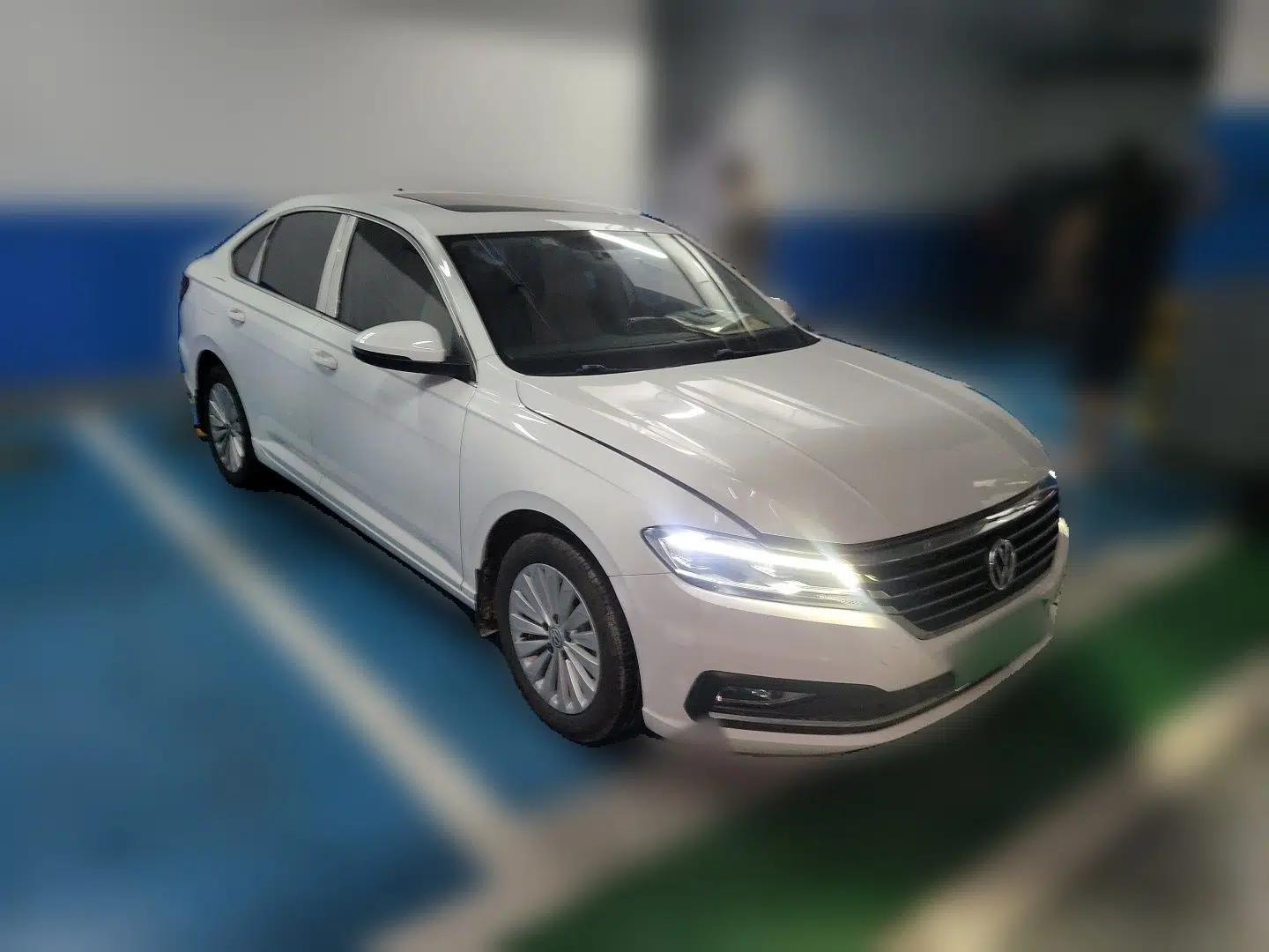 Volkswagen Lavida 2019 1.5L Manual Comfort Edition China VI Standard — миниатюра 3