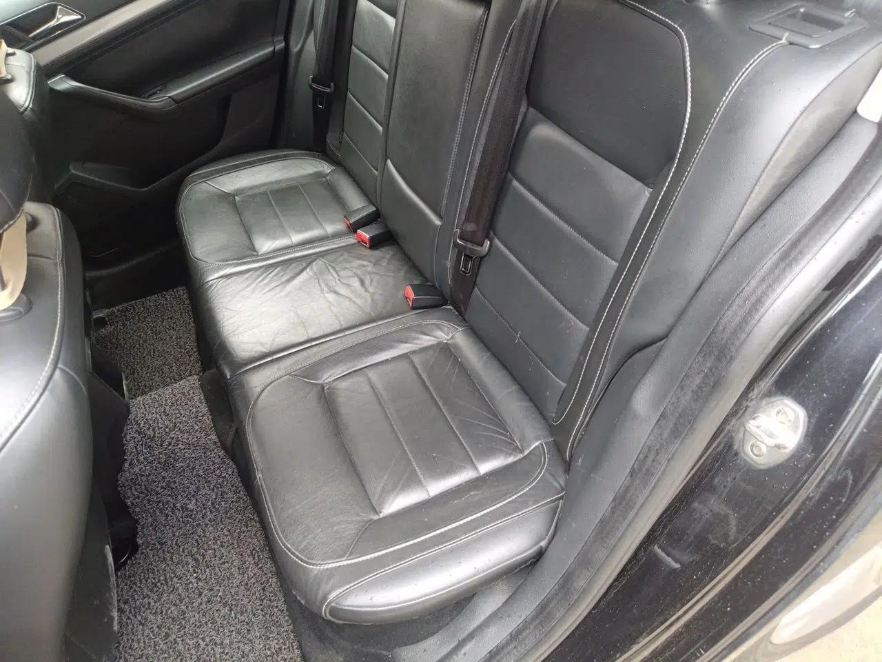 Volkswagen Lavida 2015 1.6L Automatic Comfort Edition — миниатюра 17