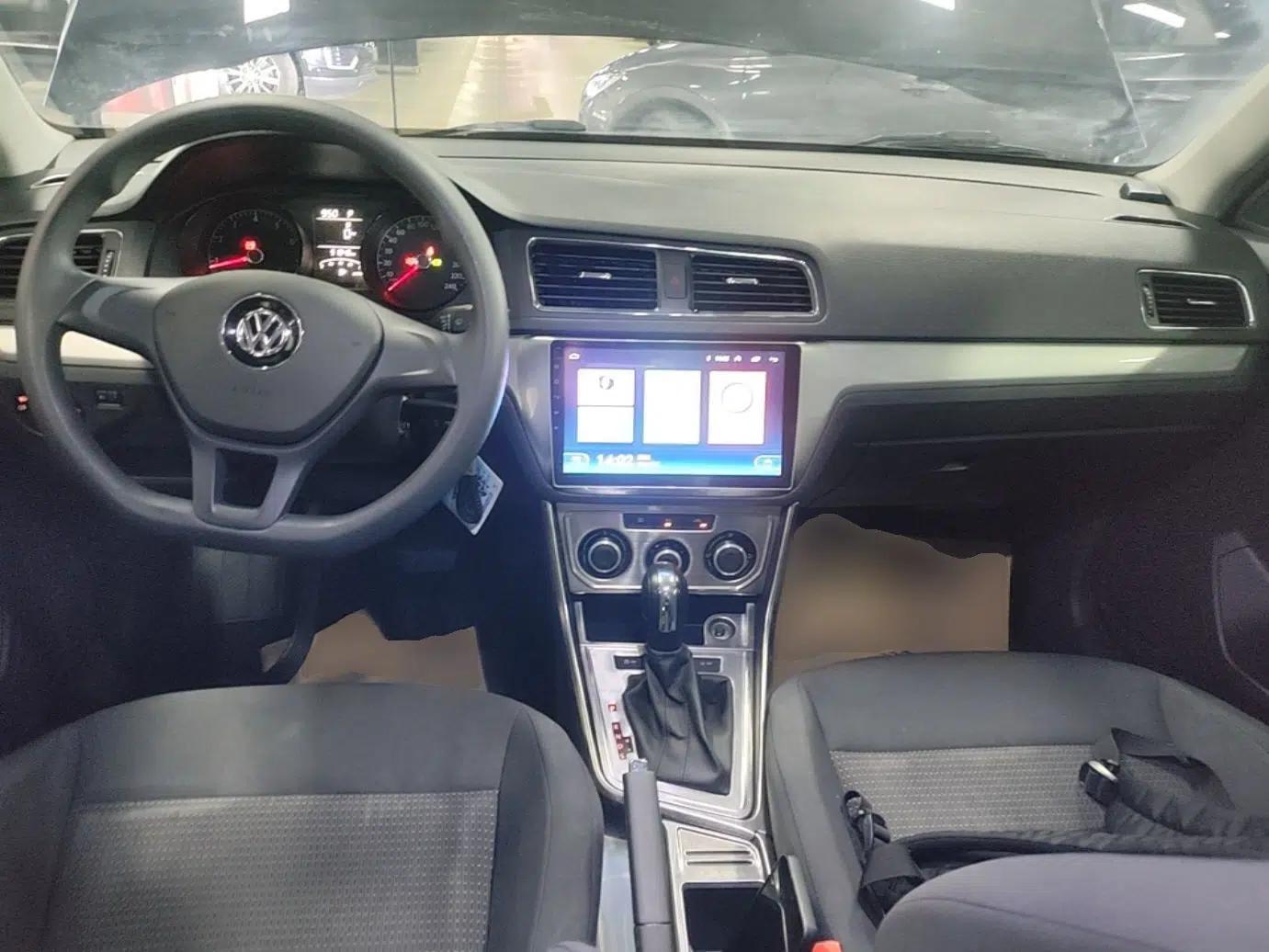 Volkswagen Lavida 2017 1.6L Automatic Fashion Edition — миниатюра 12