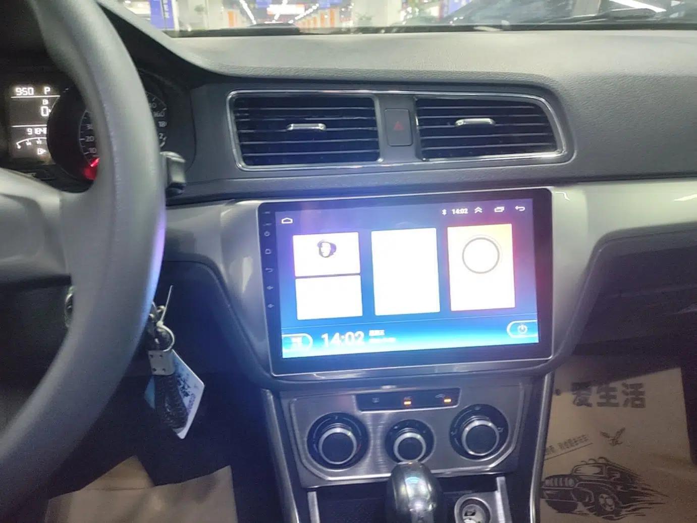 Volkswagen Lavida 2017 1.6L Automatic Fashion Edition — миниатюра 15