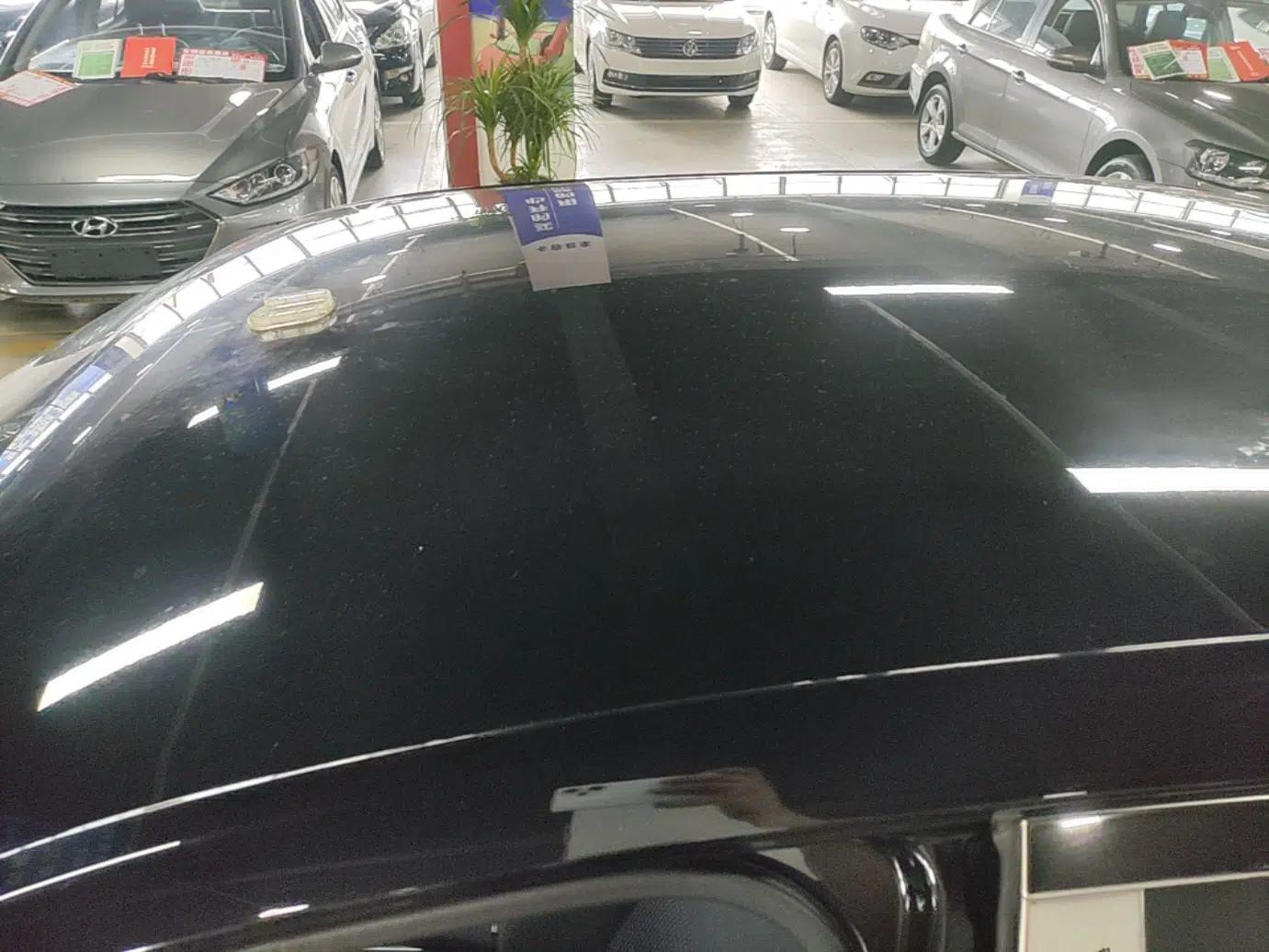 Volkswagen Lavida 2017 1.6L Automatic Fashion Edition — миниатюра 7