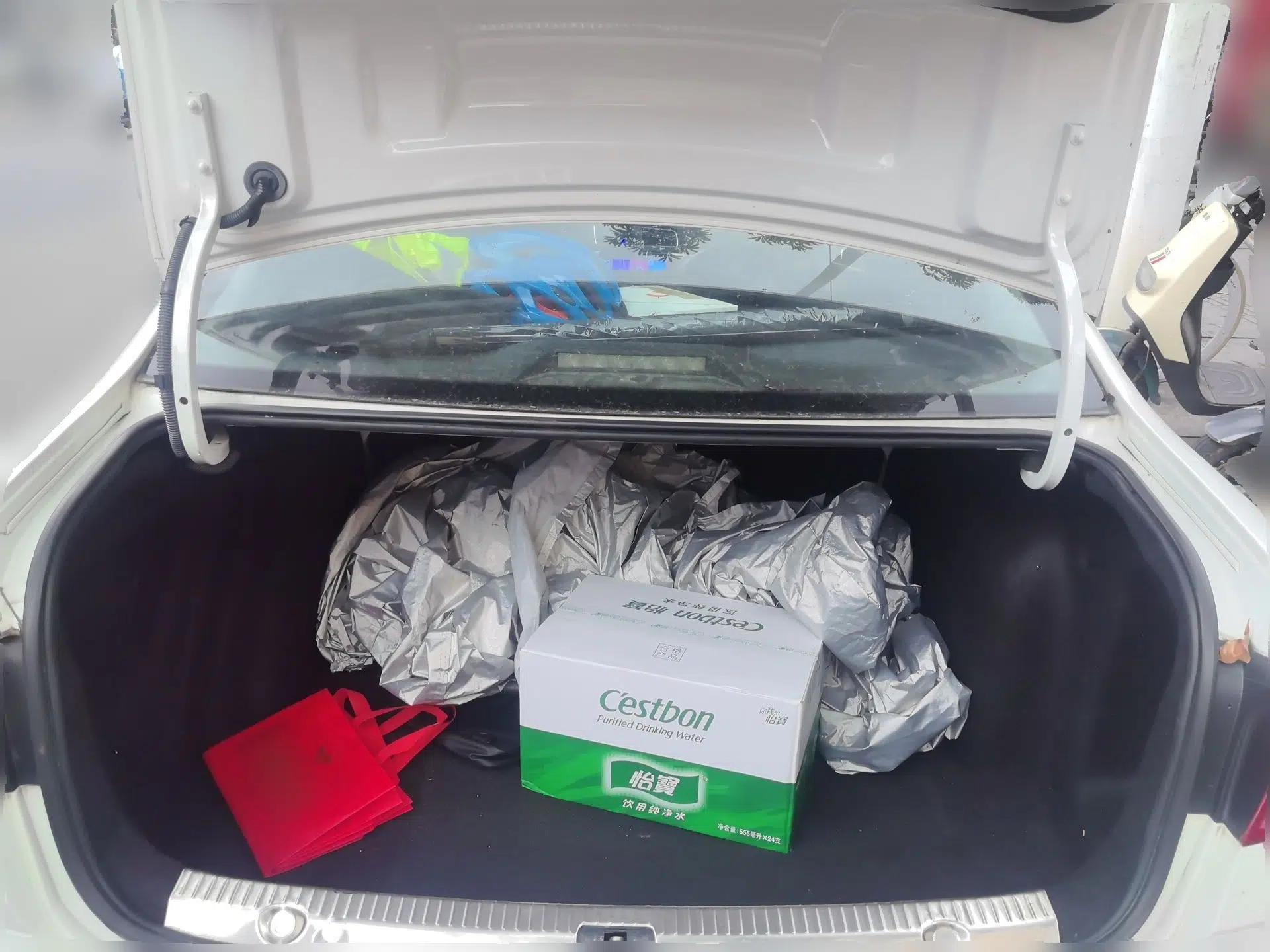 Volkswagen Lavida 2015 1.6L Automatic Fashion Edition — миниатюра 19