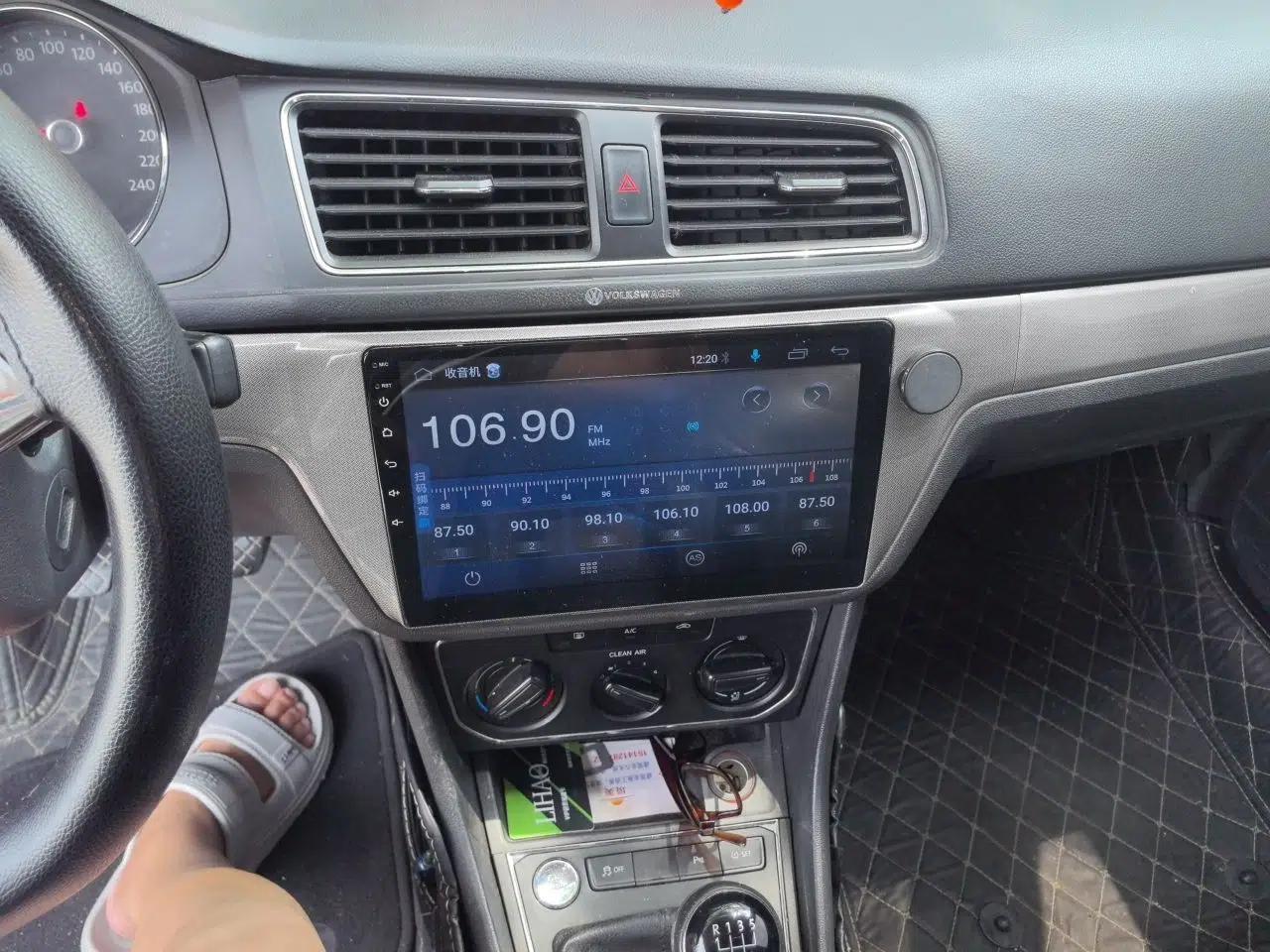Volkswagen Lavida 2017 1.6L Manual Comfort Edition — миниатюра 13