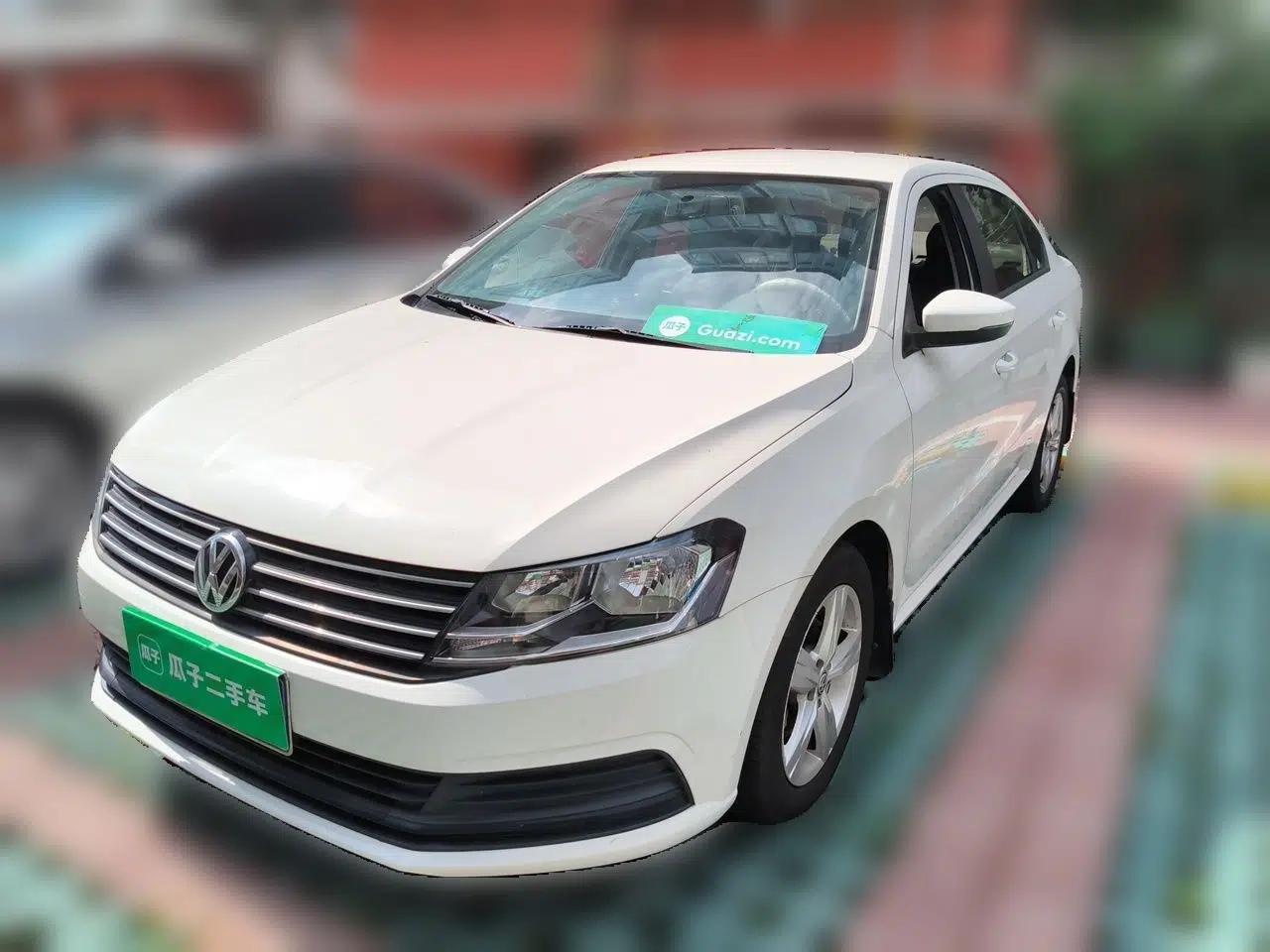 Volkswagen Lavida 2017 1.6L Automatic Fashion Edition — миниатюра 1