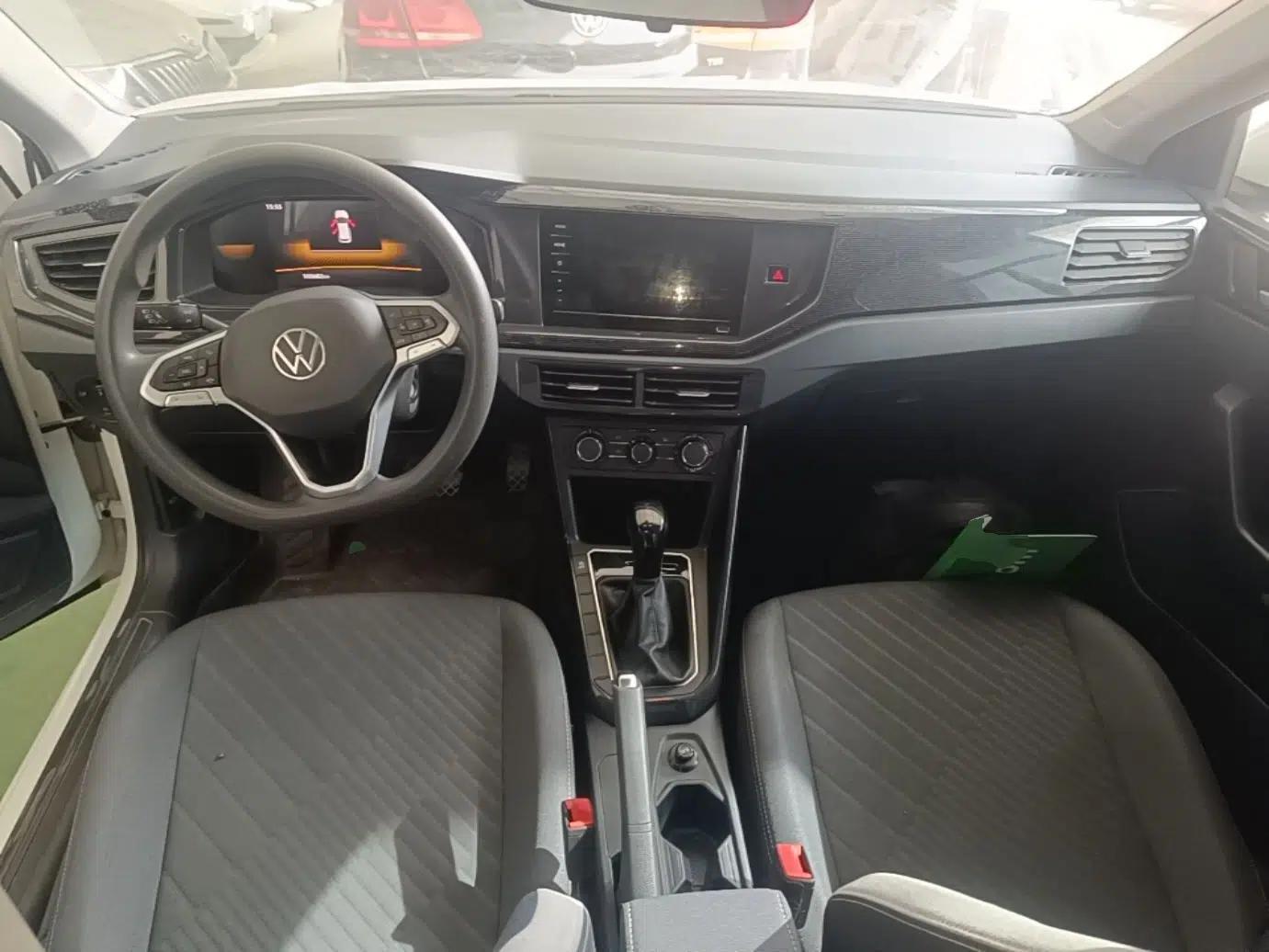 Volkswagen Lavida 2023 New Rui 1.5L Automatic New Yi Edition — миниатюра 12