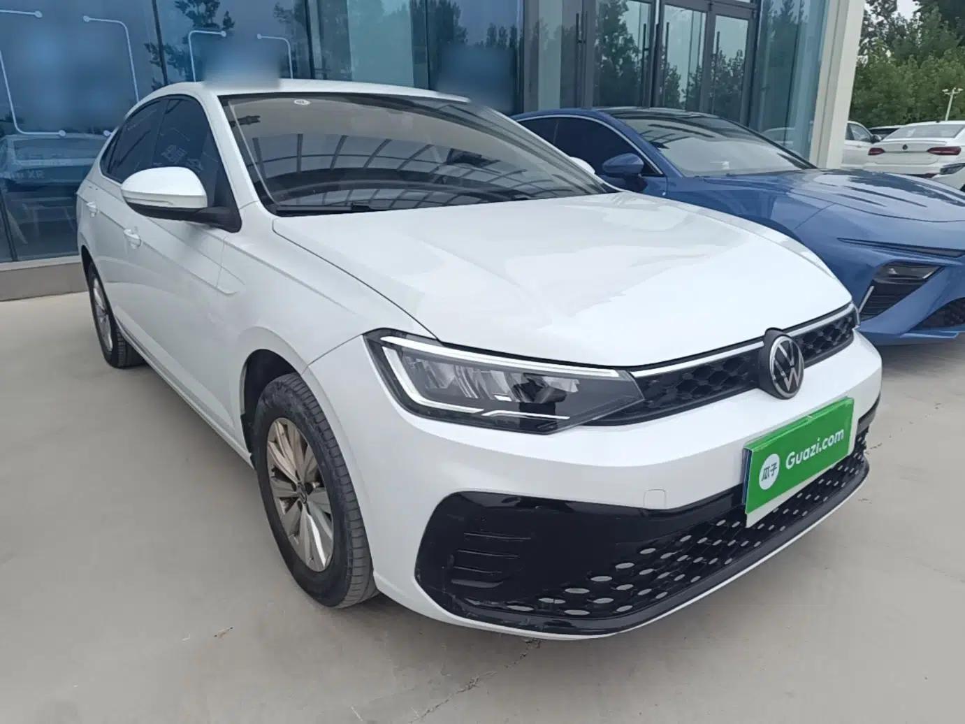Volkswagen Lavida 2023 New Rui 1.5L Automatic New Yi Edition — миниатюра 3