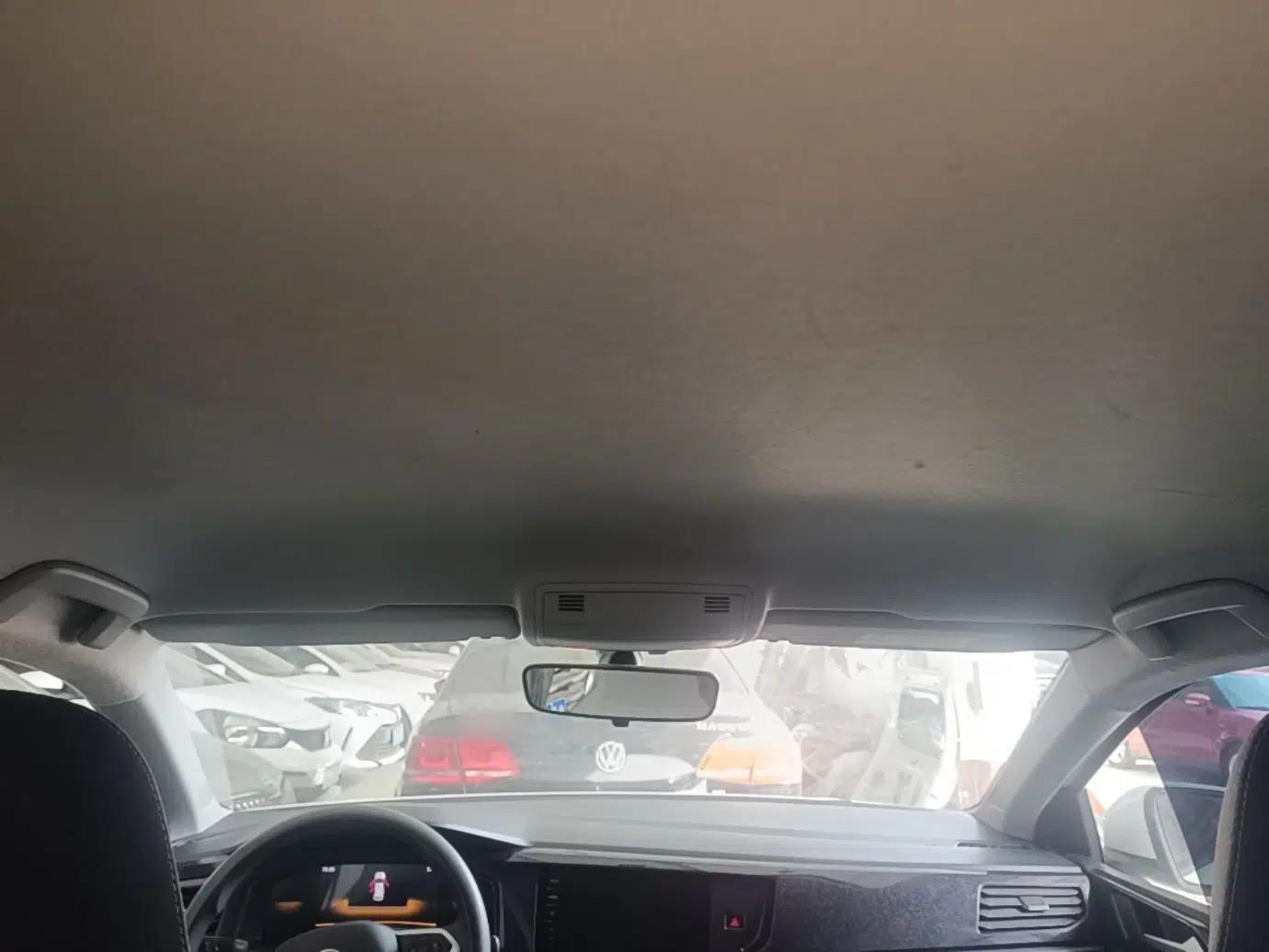 Volkswagen Lavida 2023 New Rui 1.5L Automatic New Yi Edition — миниатюра 21