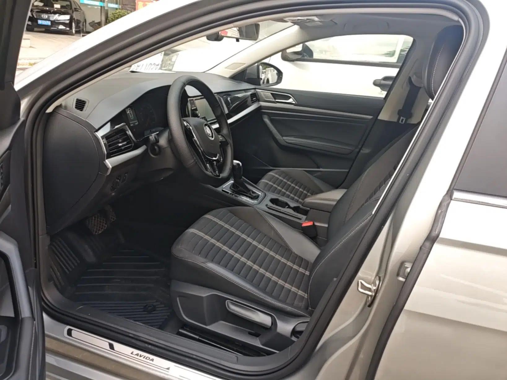 Volkswagen Lavida 2019 280TSI DSG Comfort Edition China VI standard — миниатюра 17