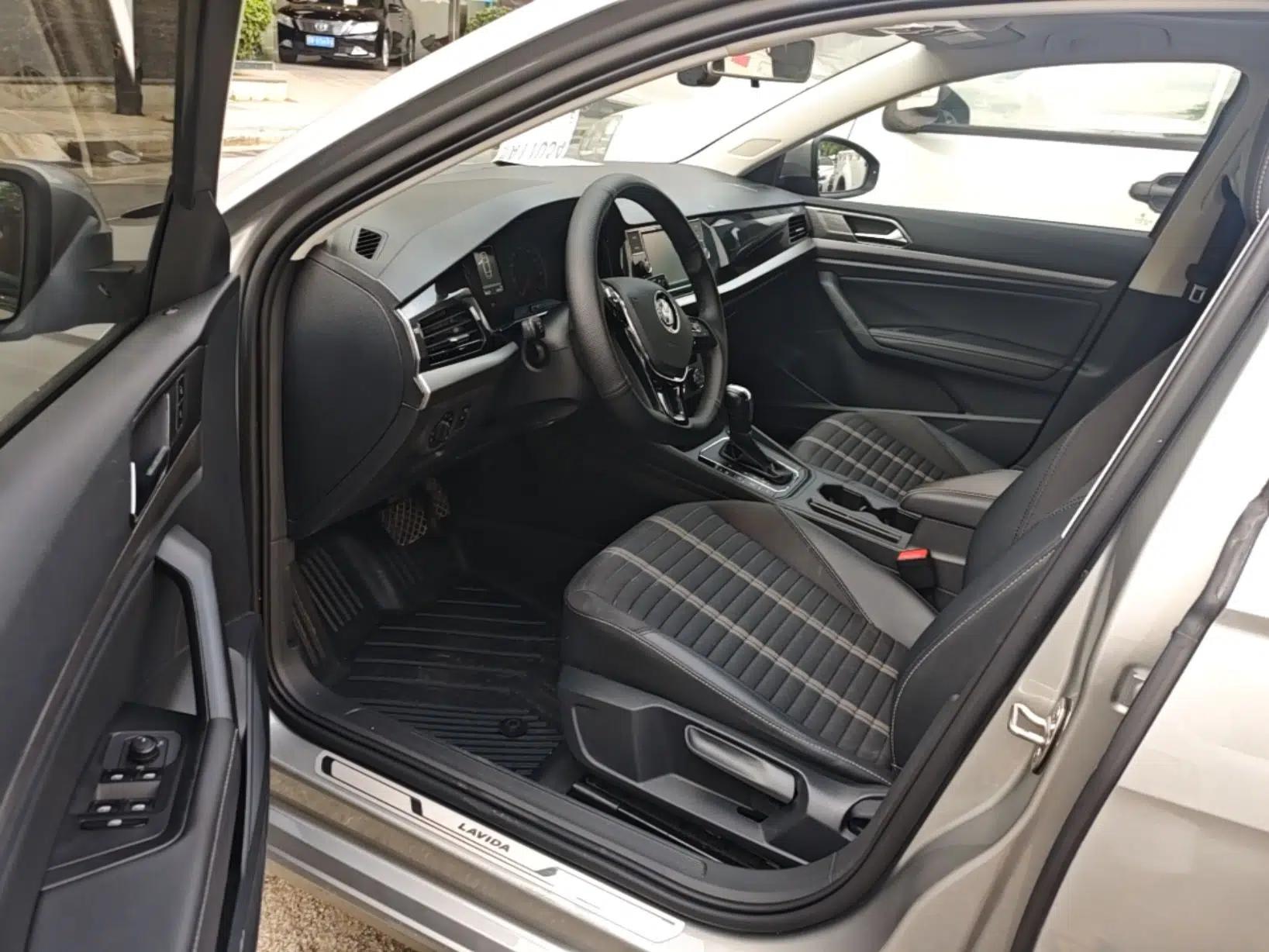 Volkswagen Lavida 2019 280TSI DSG Comfort Edition China VI standard — миниатюра 18