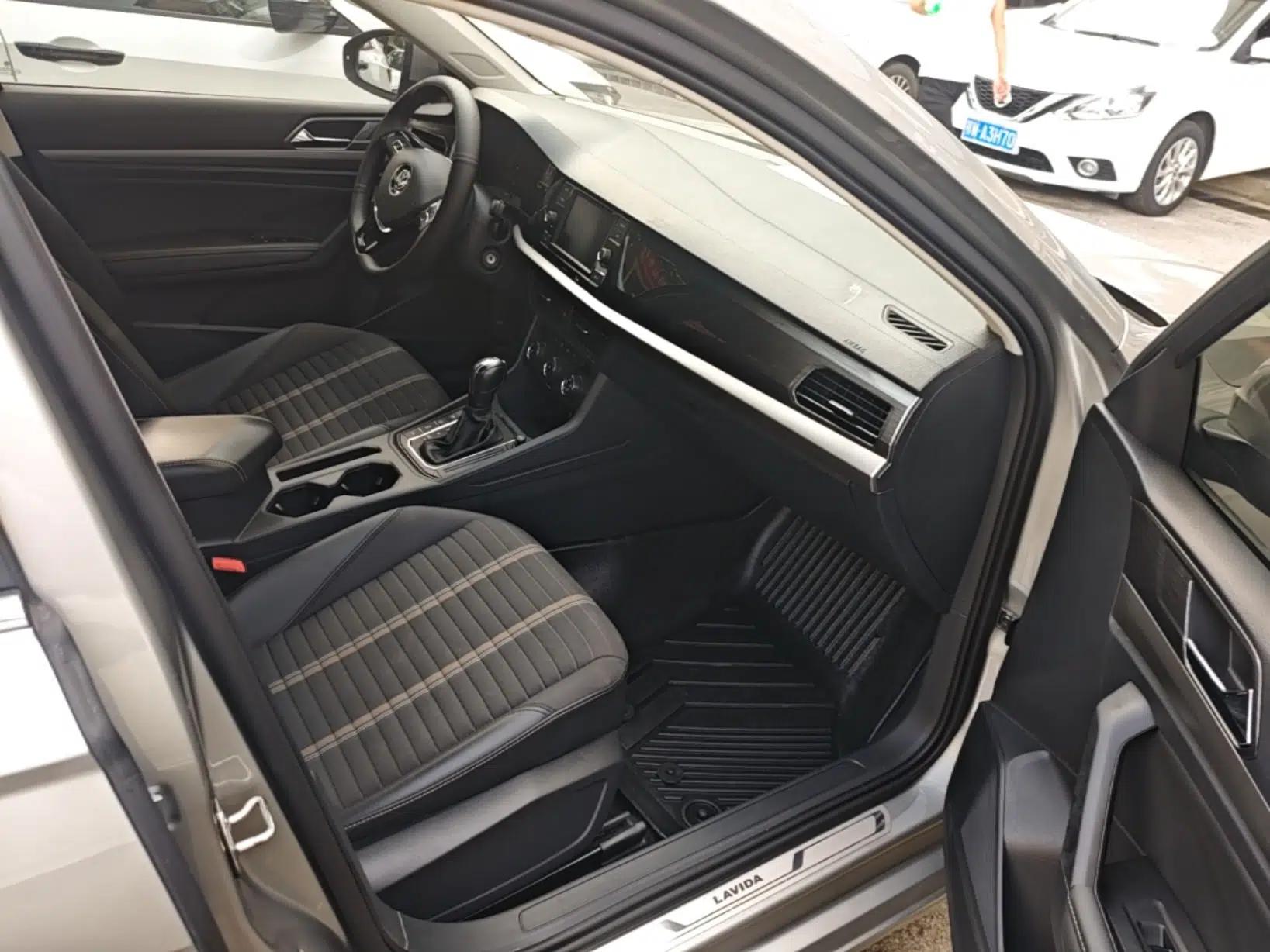 Volkswagen Lavida 2019 280TSI DSG Comfort Edition China VI standard — миниатюра 19