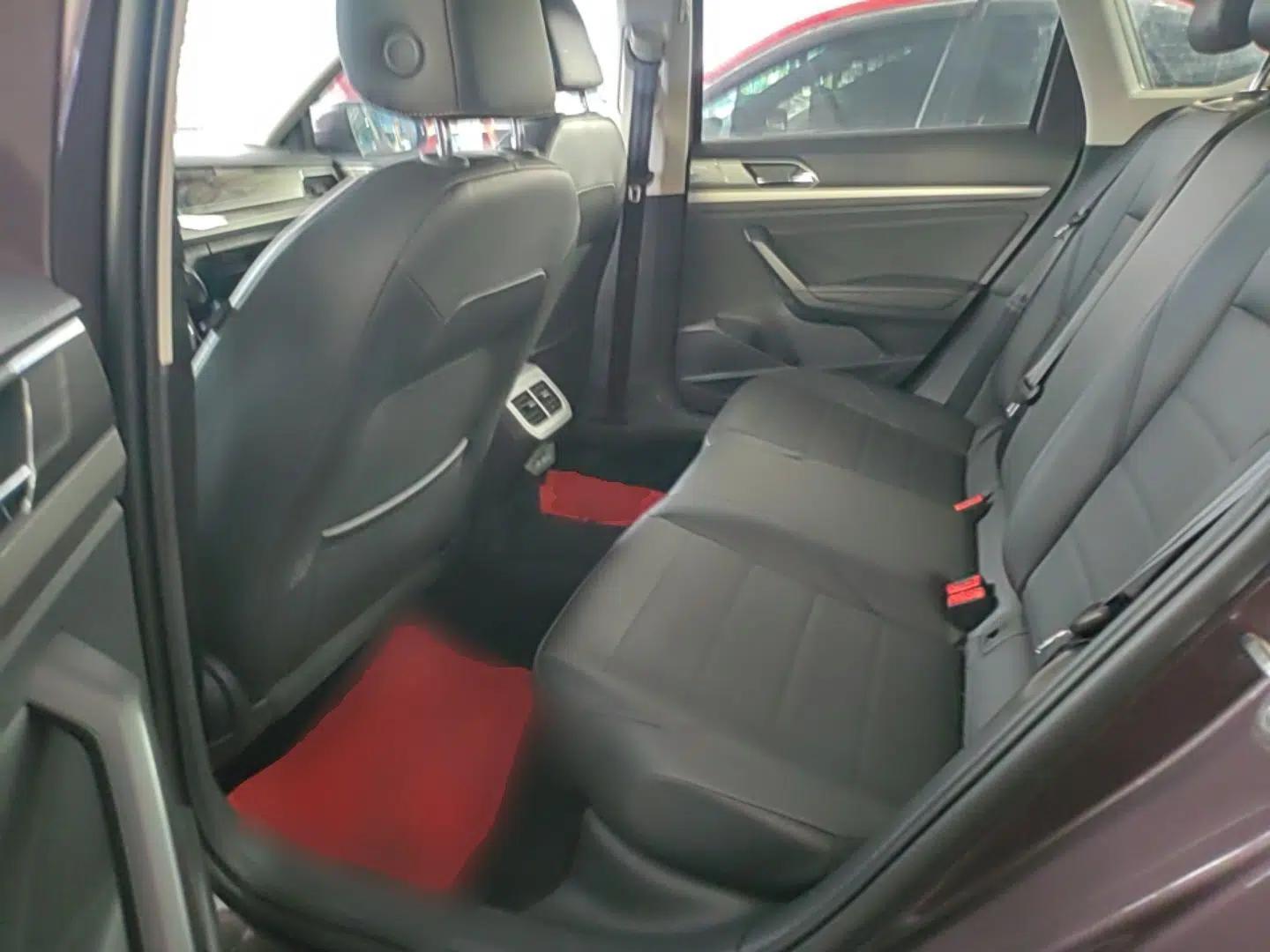 Volkswagen Lavida 2019 1.5L Automatic Comfort Edition China VI Standard — миниатюра 20