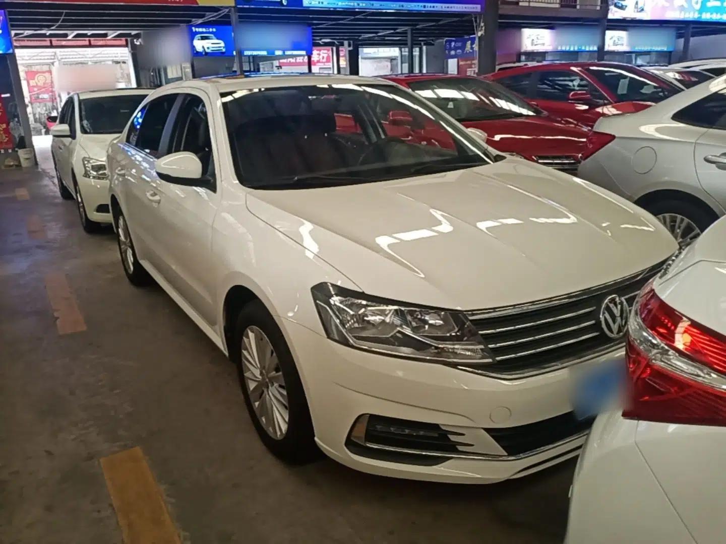 Volkswagen Lavida 2019 Lavida Start 1.5L Automatic Comfort Edition China VI Standard — миниатюра 12