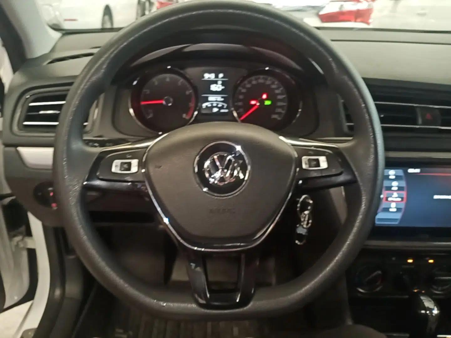 Volkswagen Lavida 2019 Lavida Start 1.5L Automatic Comfort Edition China VI Standard — миниатюра 18